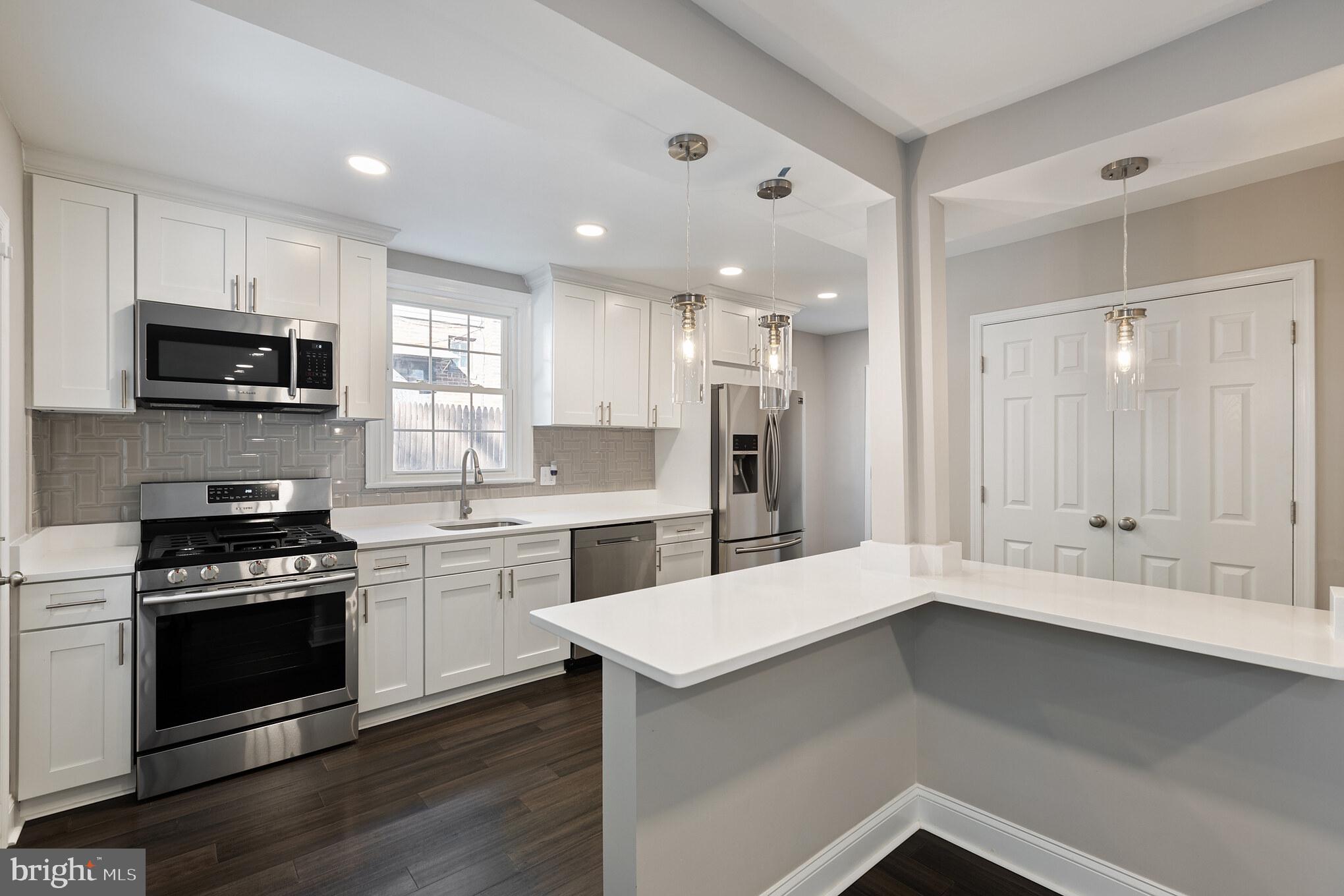 NORTHWOOD - Residential