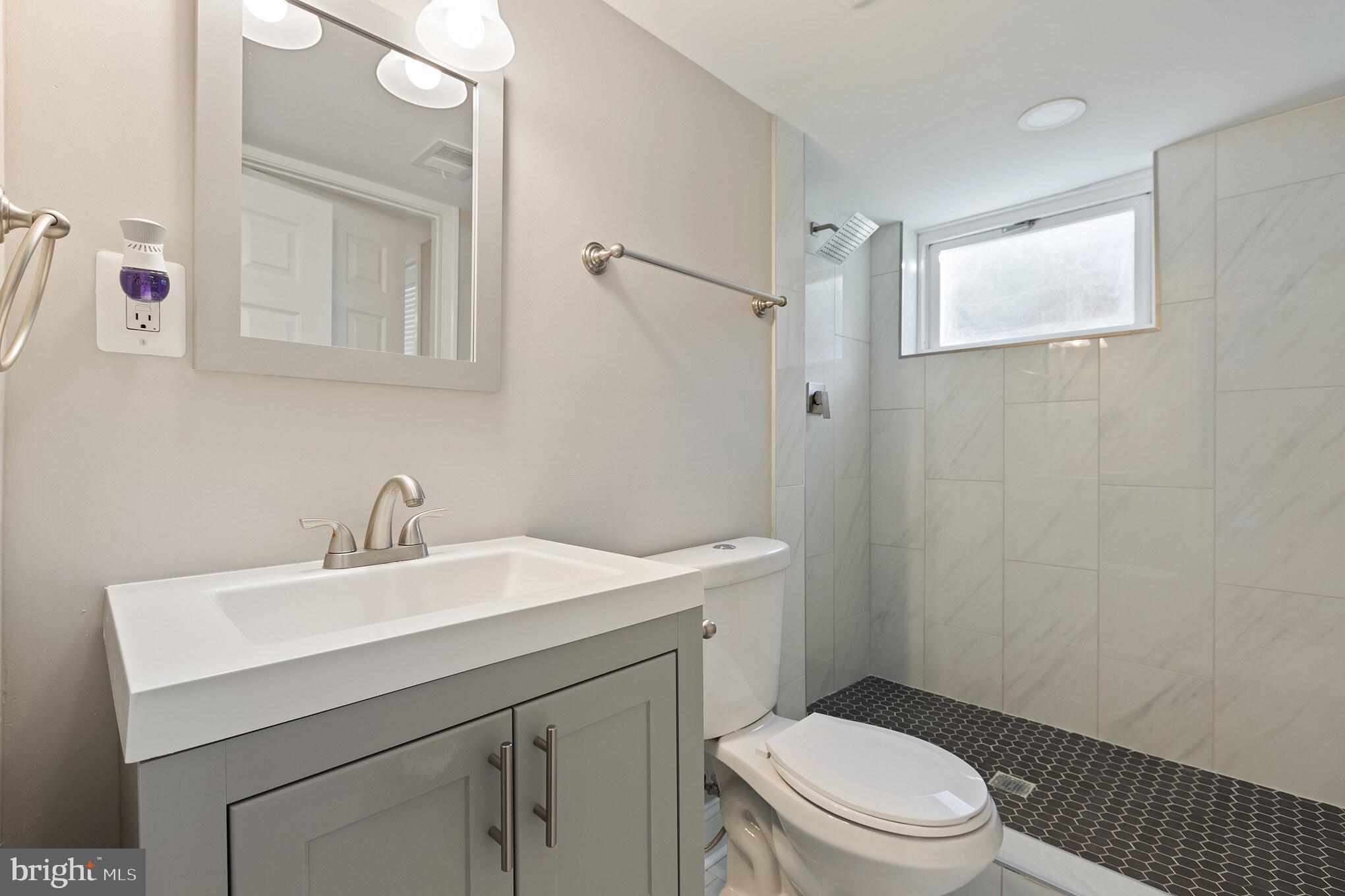 NORTHWOOD - Residential