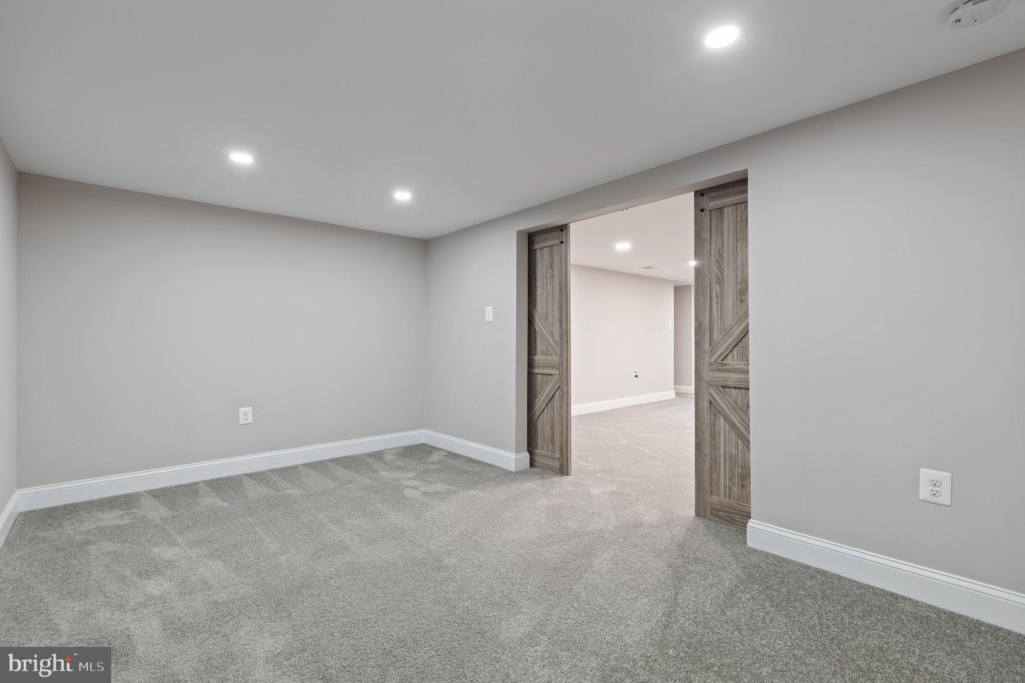 NORTHWOOD - Residential