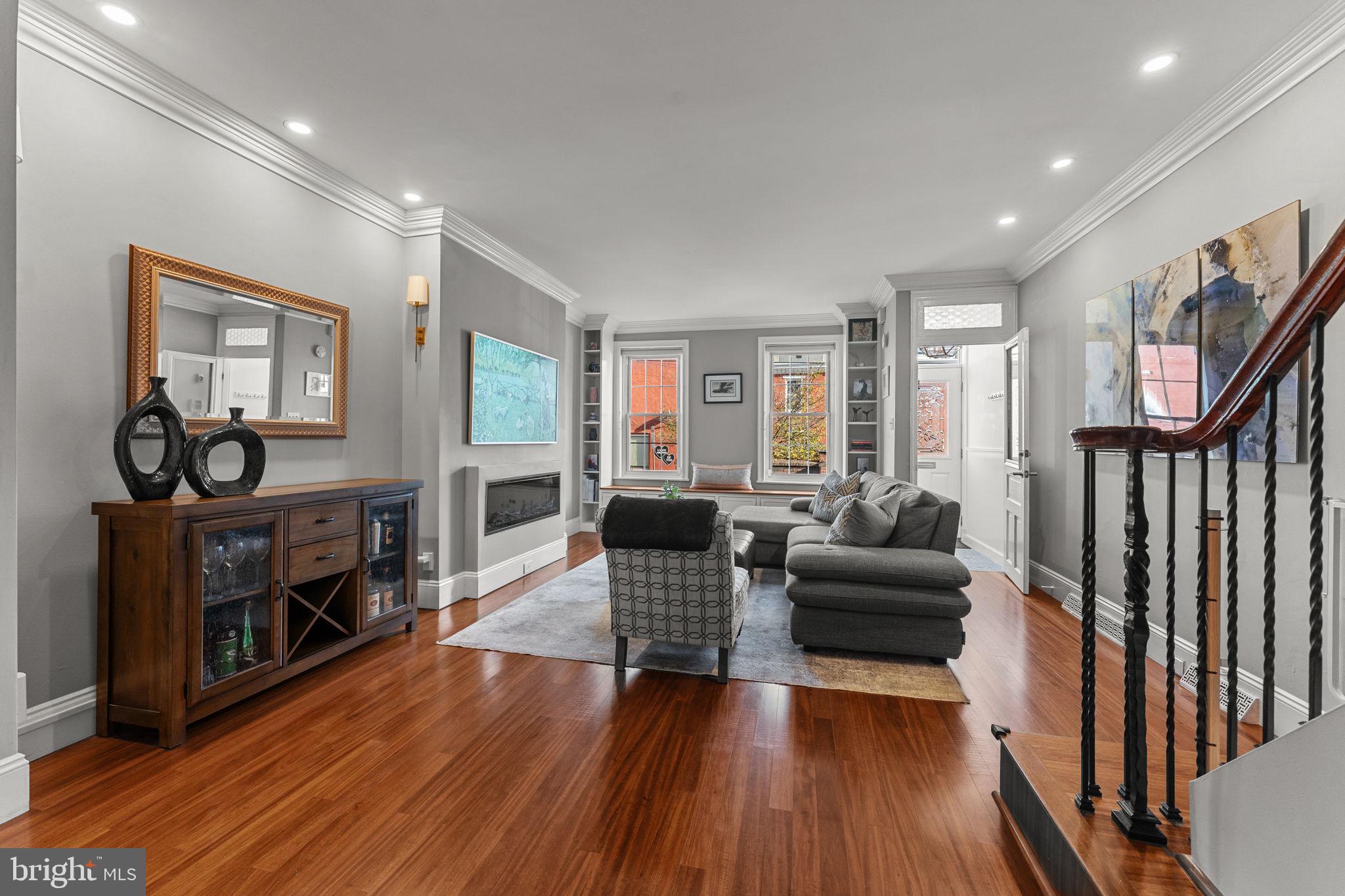 2246 BAINBRIDGE STREET