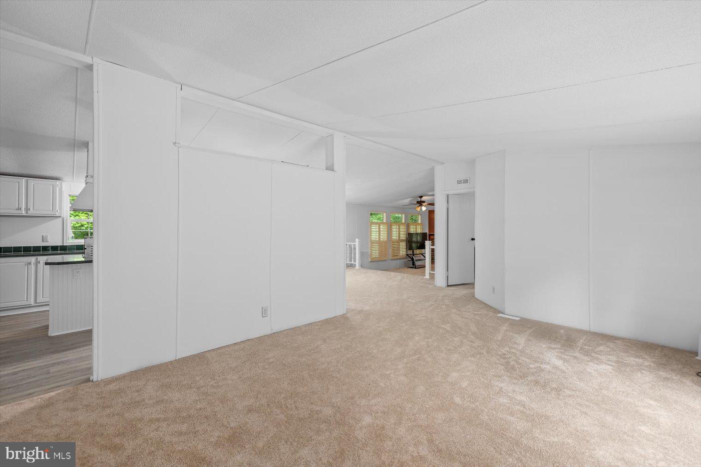 3701 LABRADOR LANE