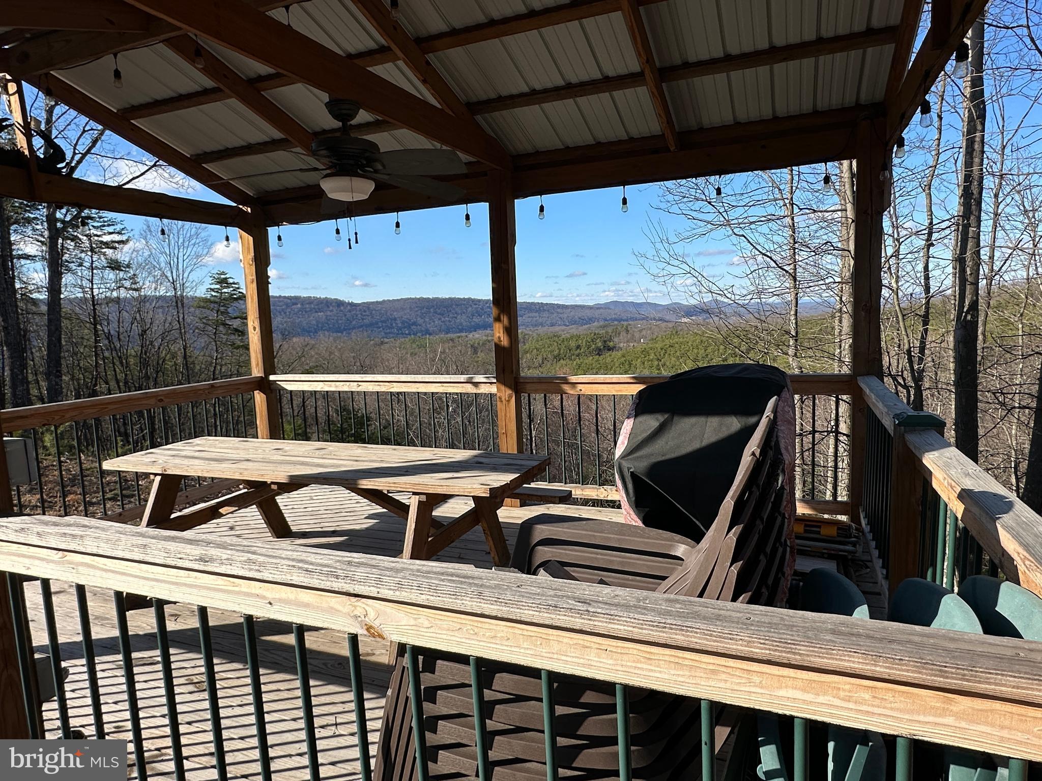 THE WOODLANDS - Residential