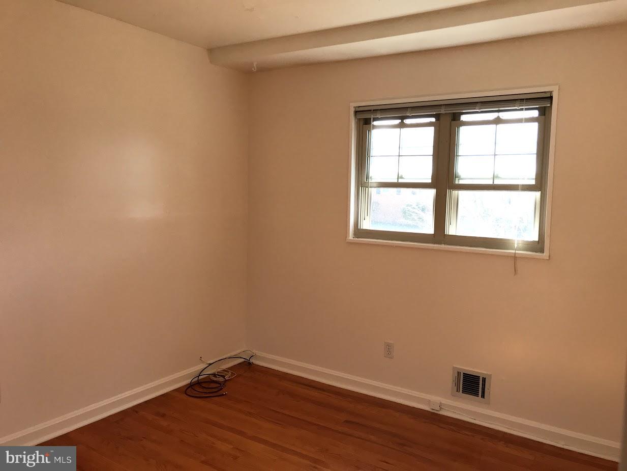 WHEATON OUT RES. (2) - Residential Lease