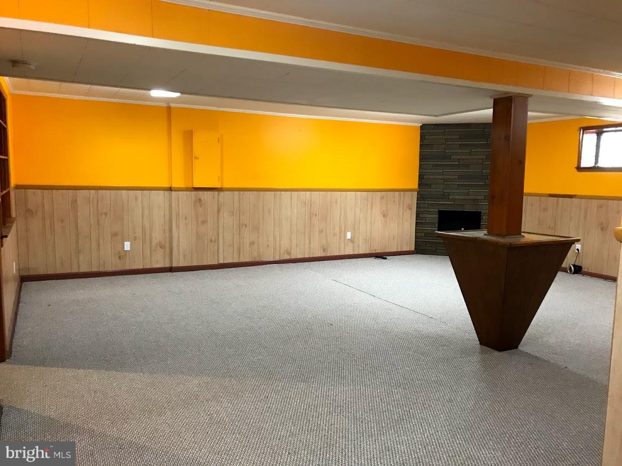 WHEATON OUT RES. (2) - Residential Lease