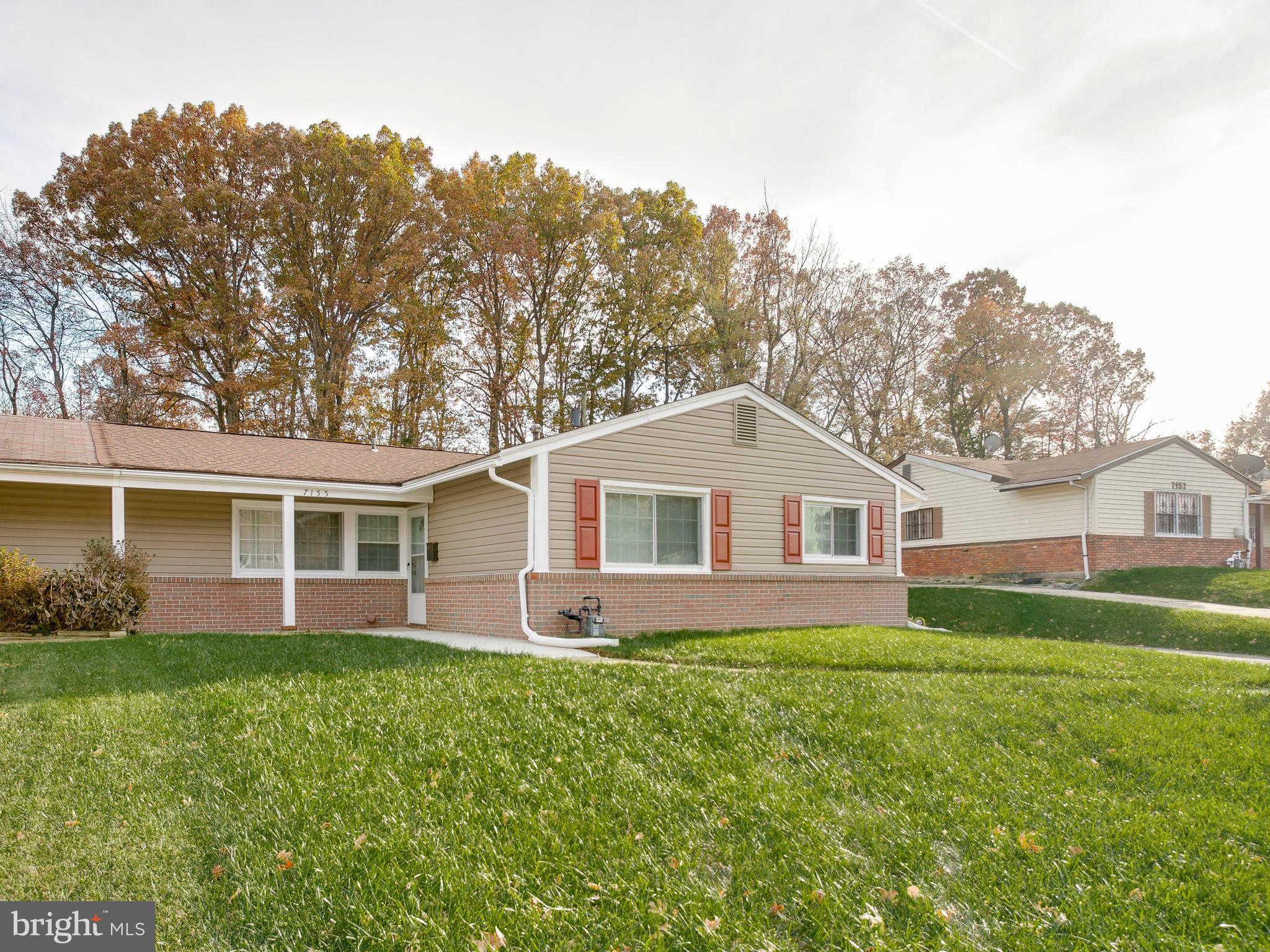 CHADWICK MANOR - Residential