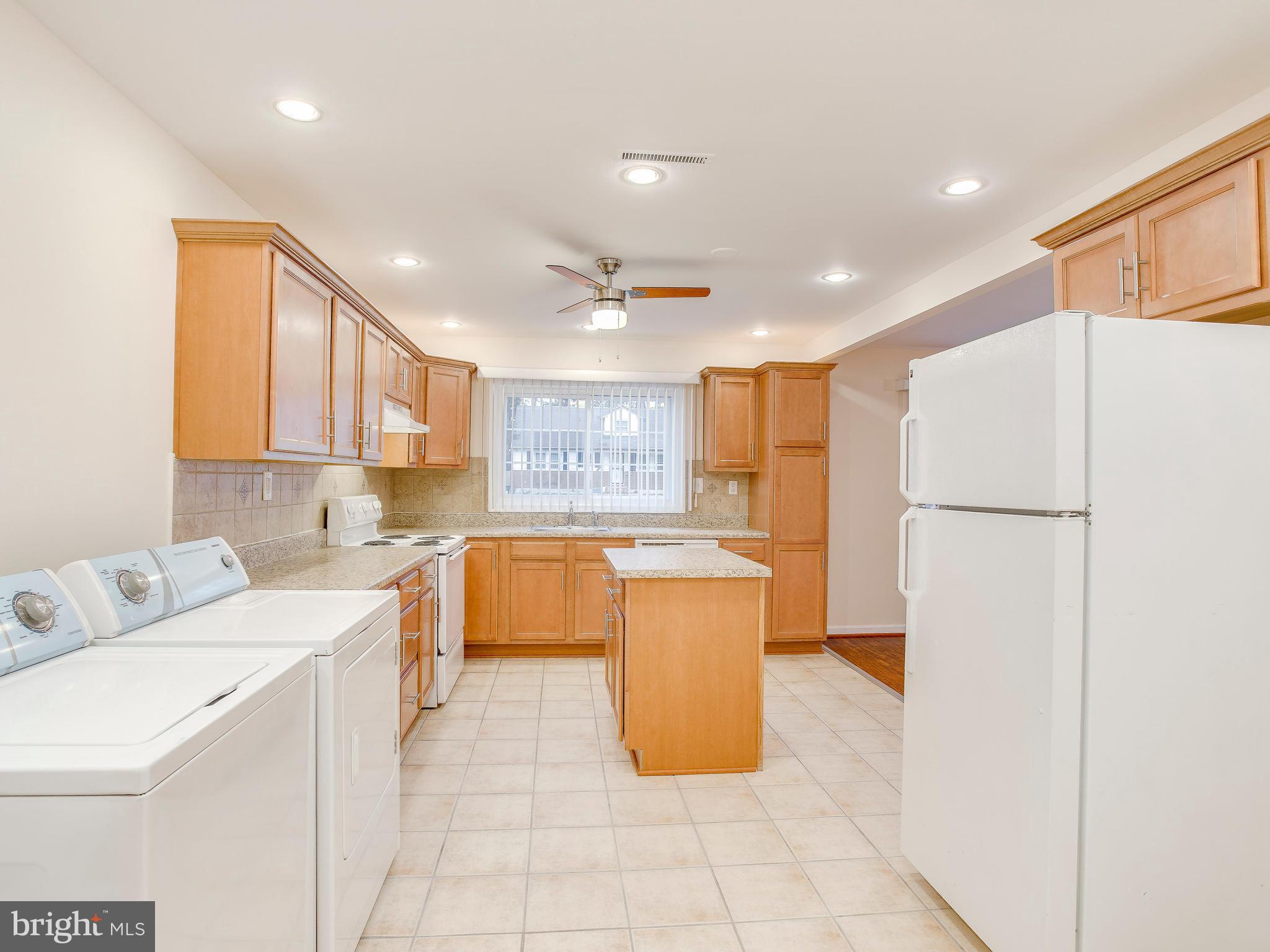 CHADWICK MANOR - Residential