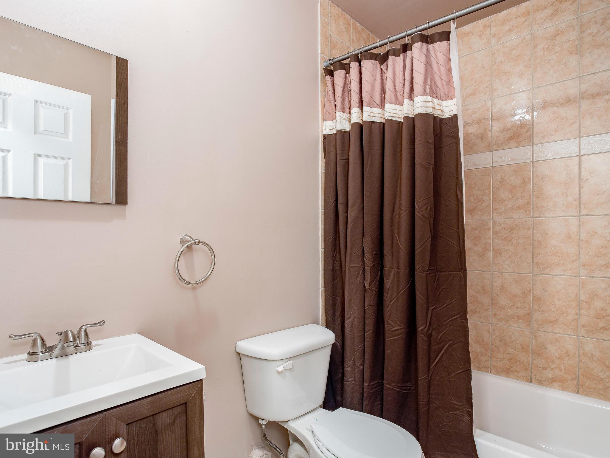 CHADWICK MANOR - Residential