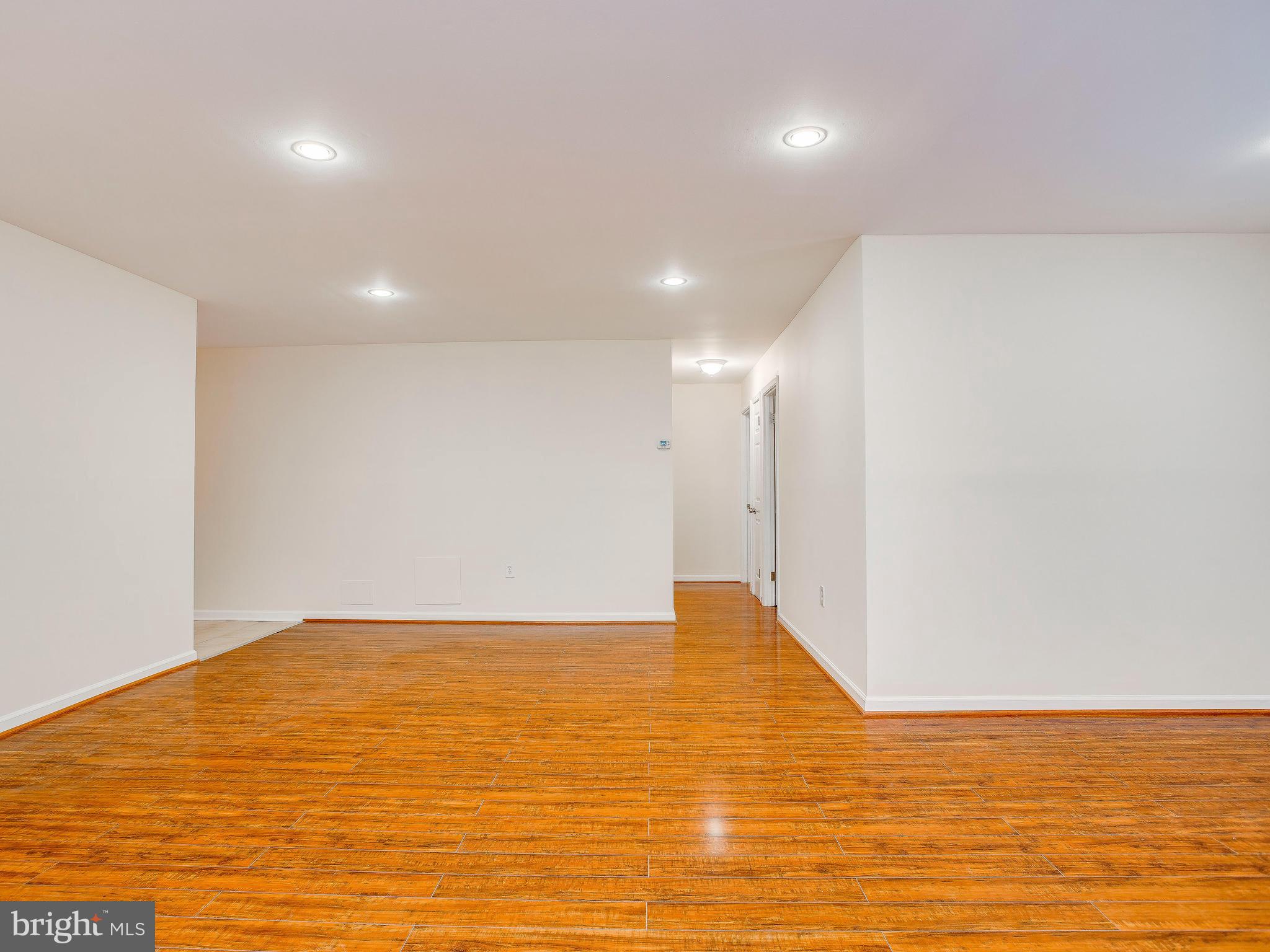 CHADWICK MANOR - Residential