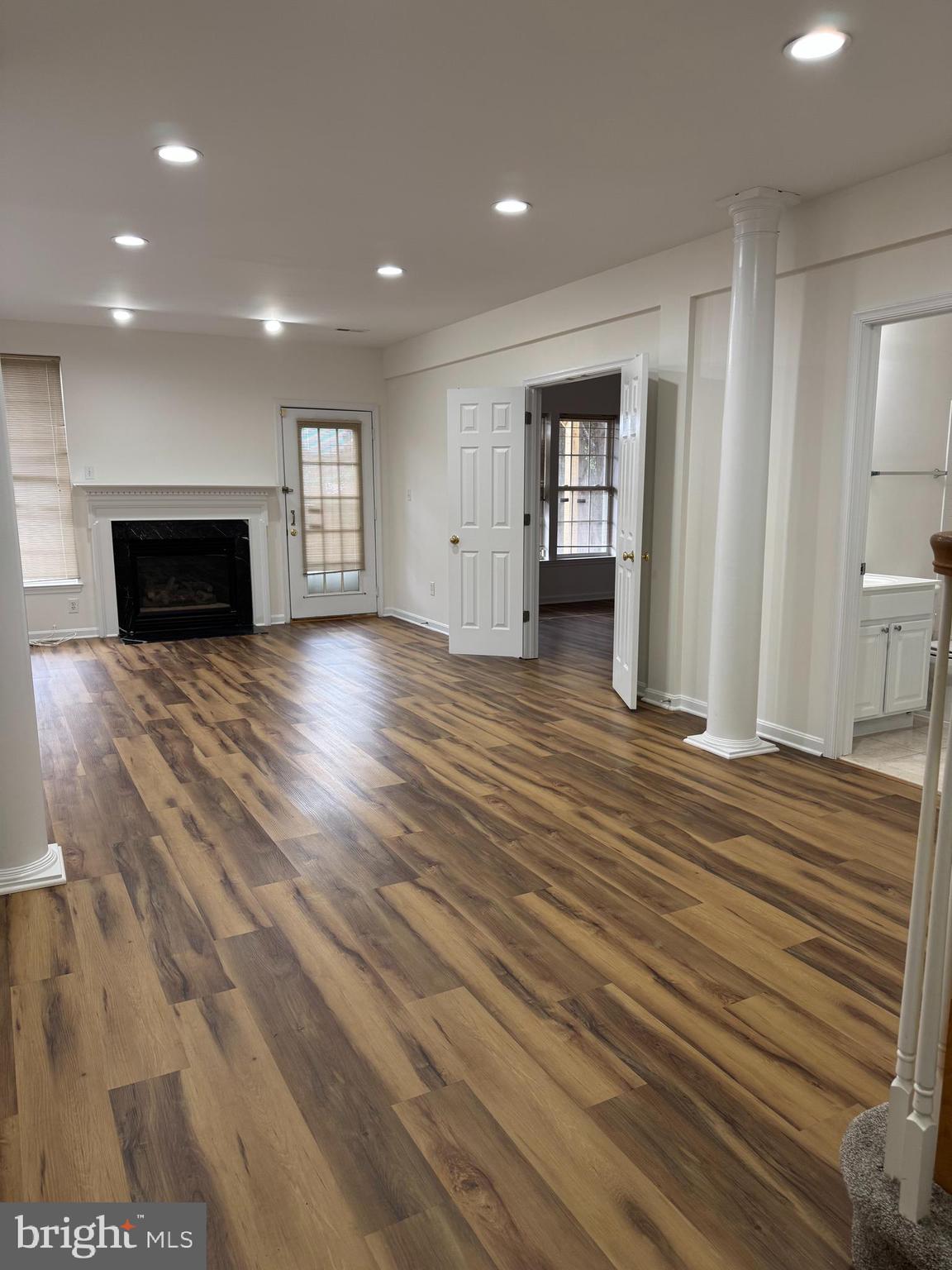 7156 PENNYS TOWN COURT