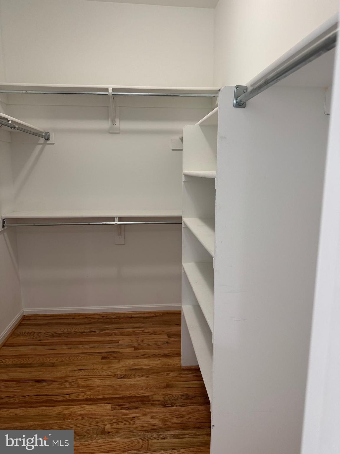 DMV ANNANDALE - Residential