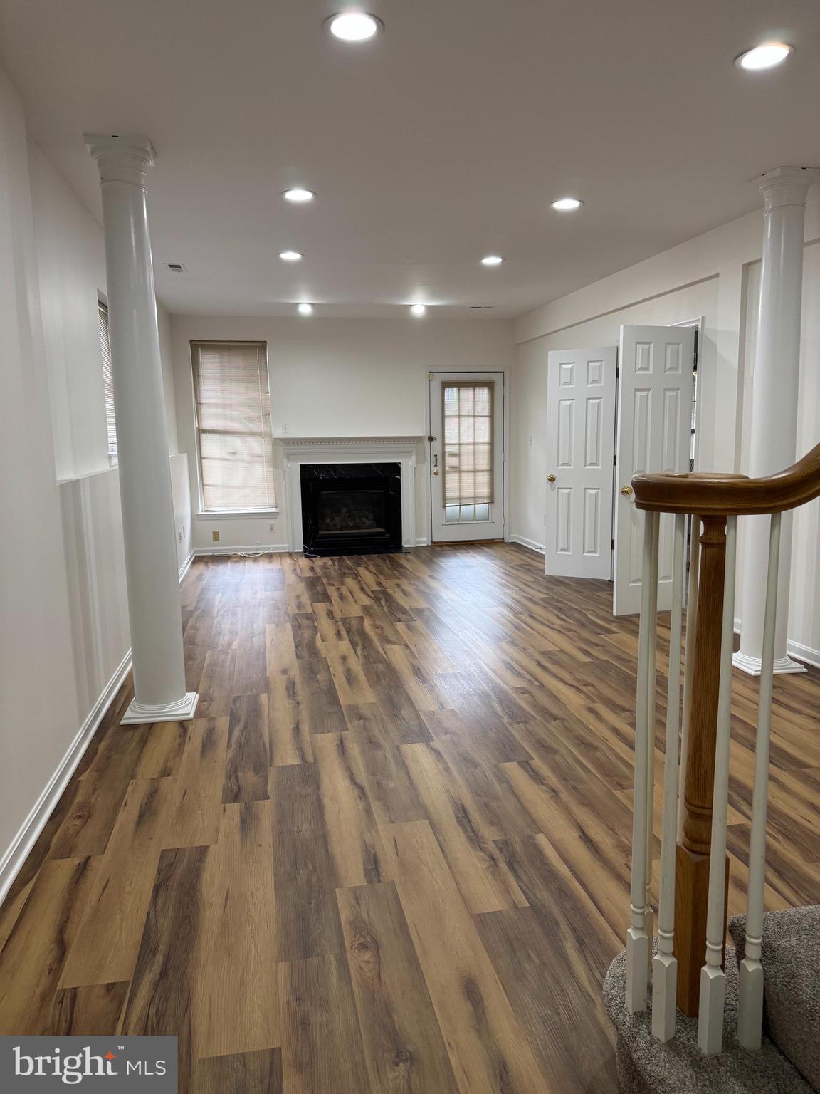 DMV ANNANDALE - Residential