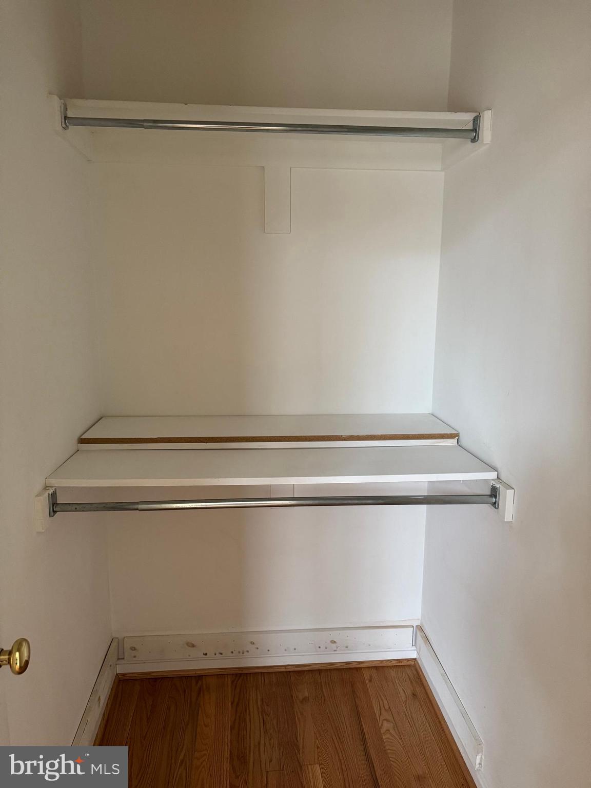 DMV ANNANDALE - Residential