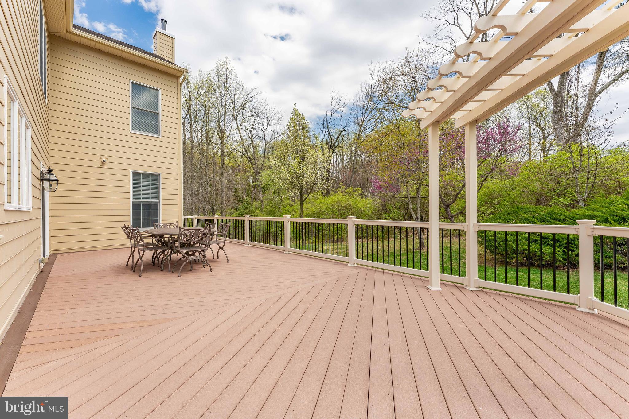 TALL TREES AT THOR - Residential