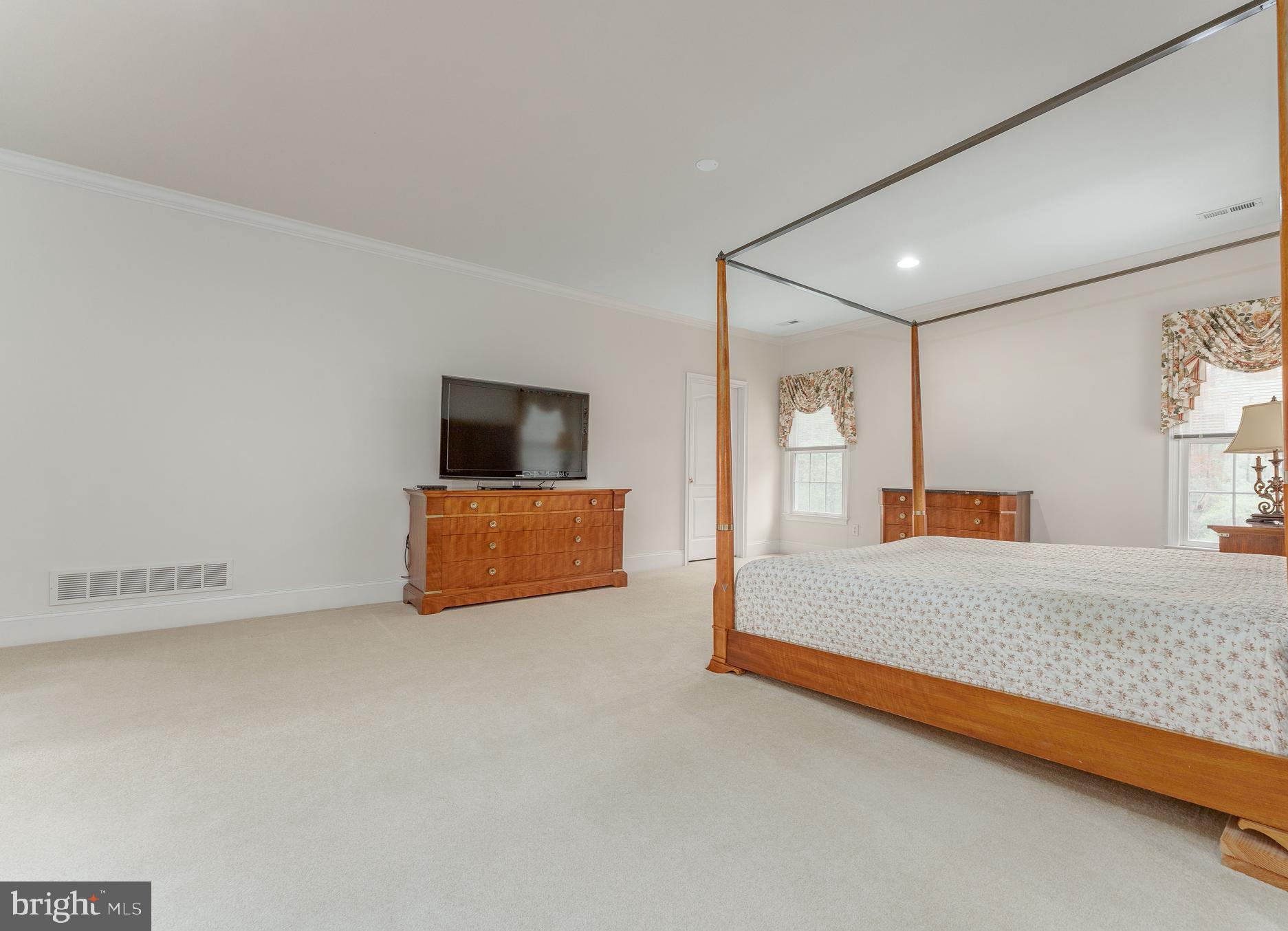 TALL TREES AT THOR - Residential