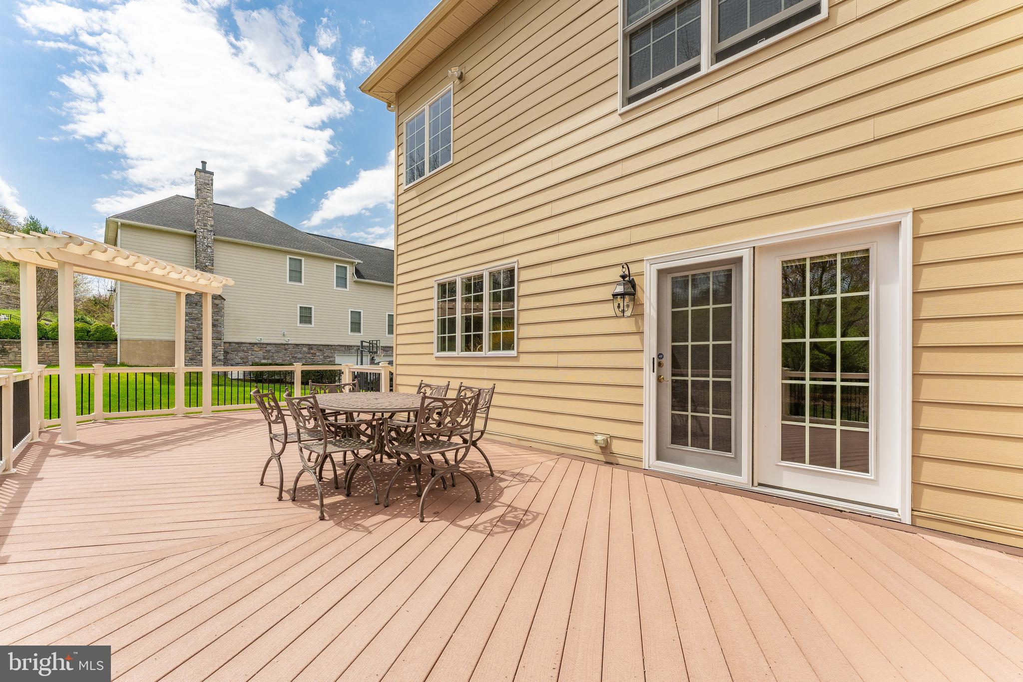 TALL TREES AT THOR - Residential