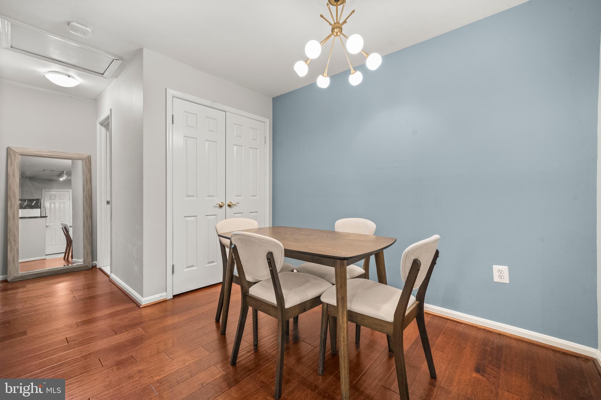 SPOUT RUN TERRACE - Residential