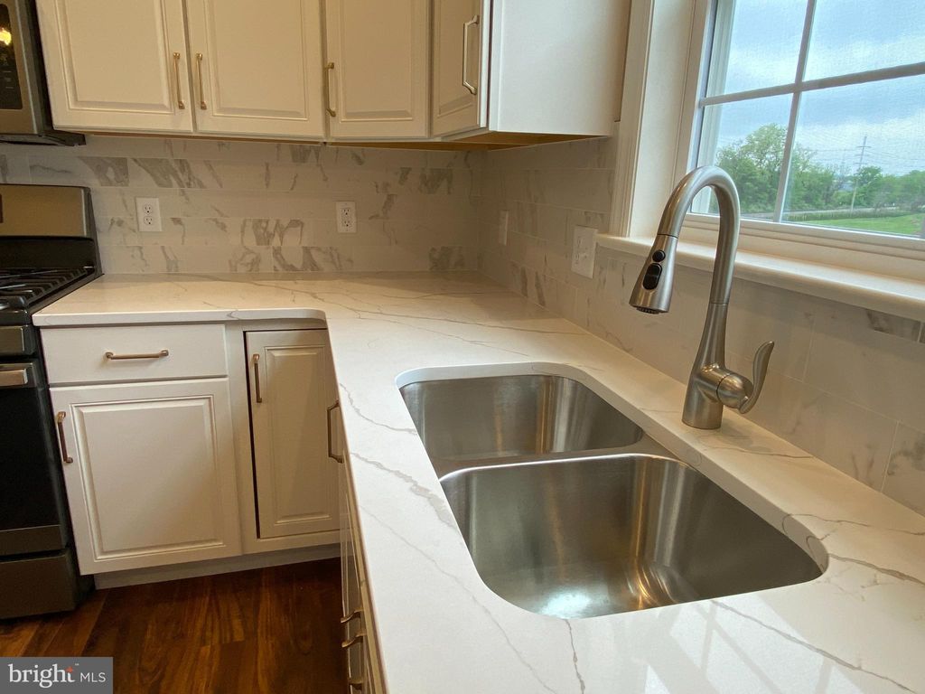 Photo of 2477 Spring Water Circle #122, LANCASTER, PA 17601 (MLS # PALA2060928)