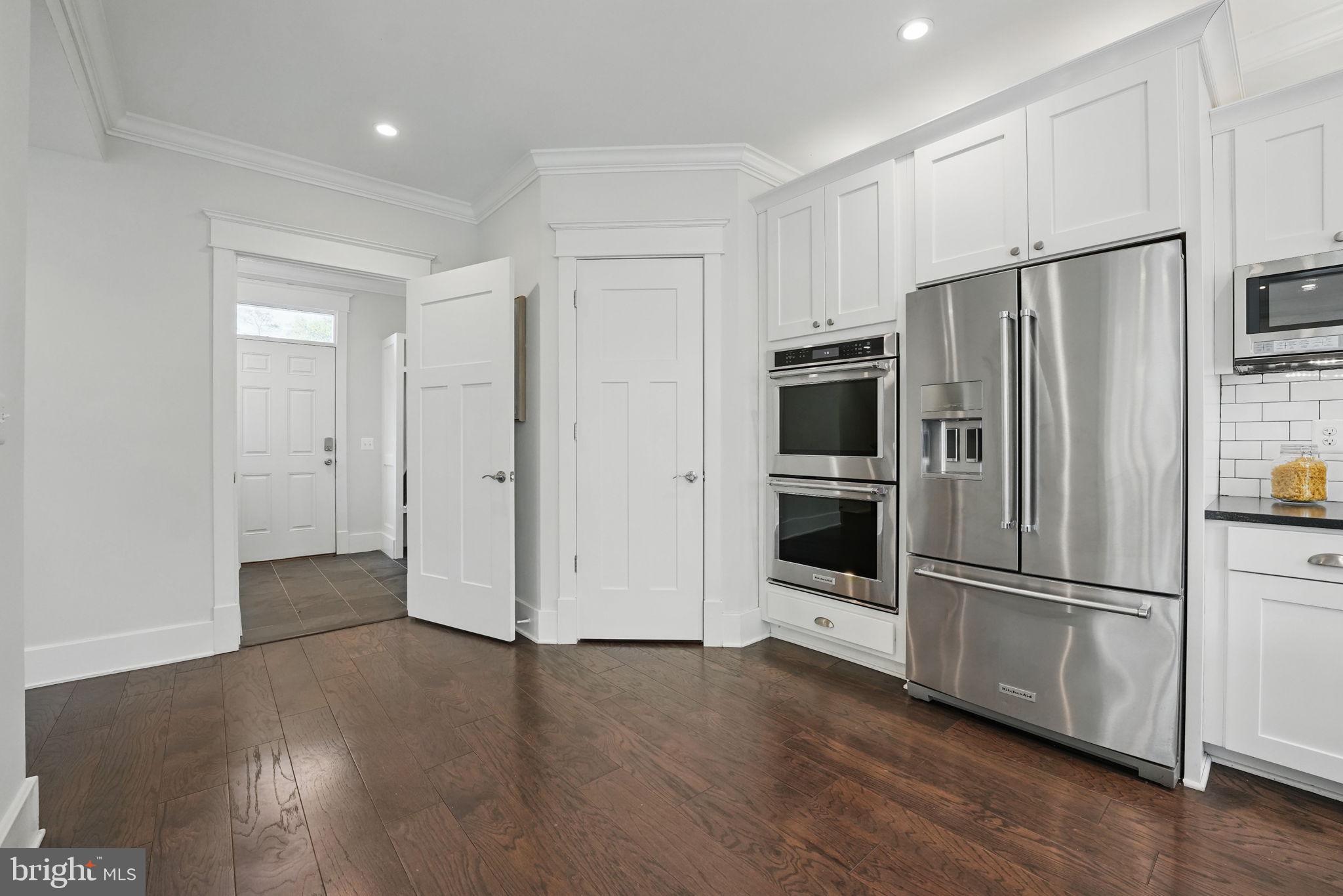 DOMINION HILLS - Residential