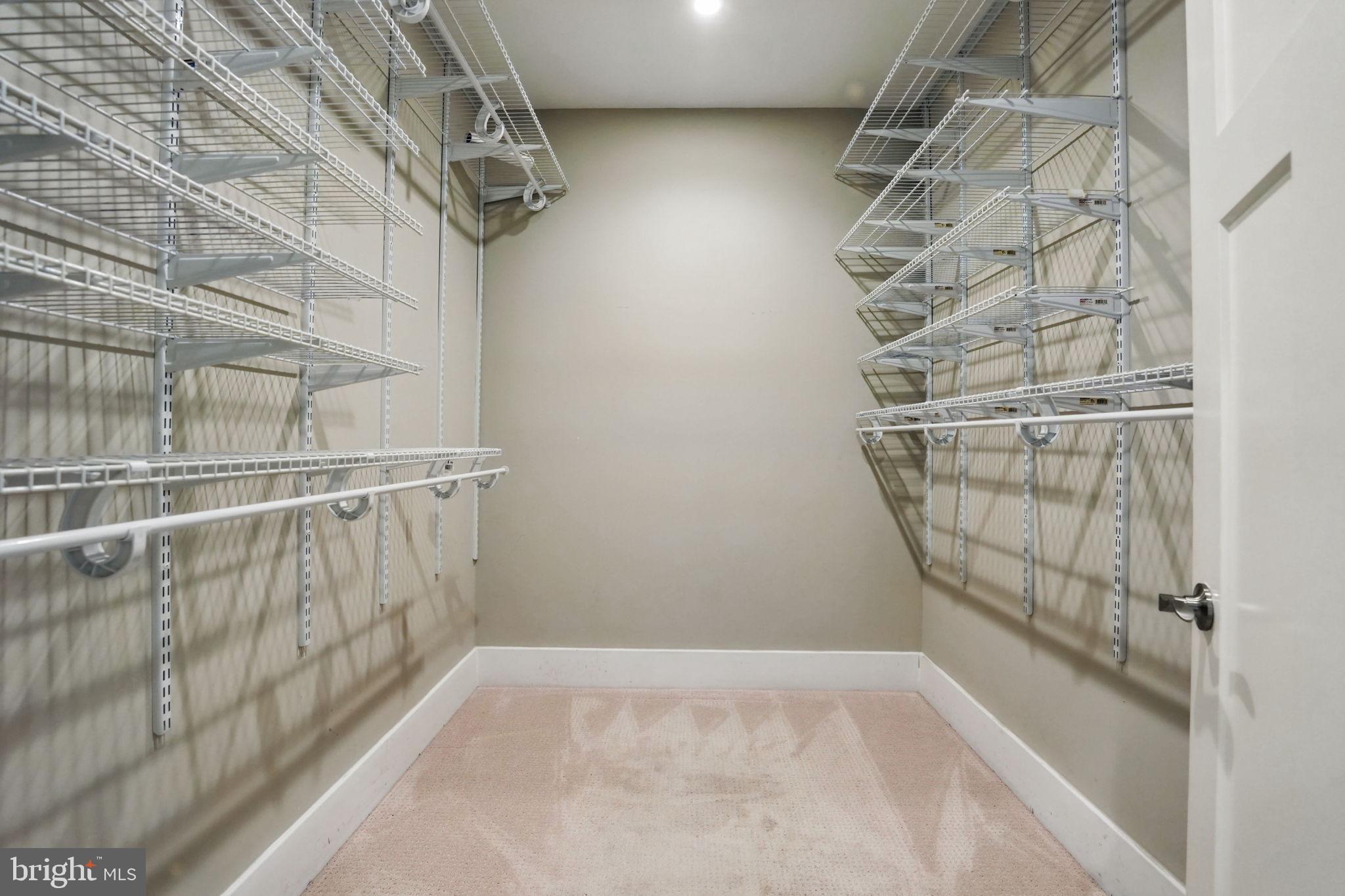 DOMINION HILLS - Residential