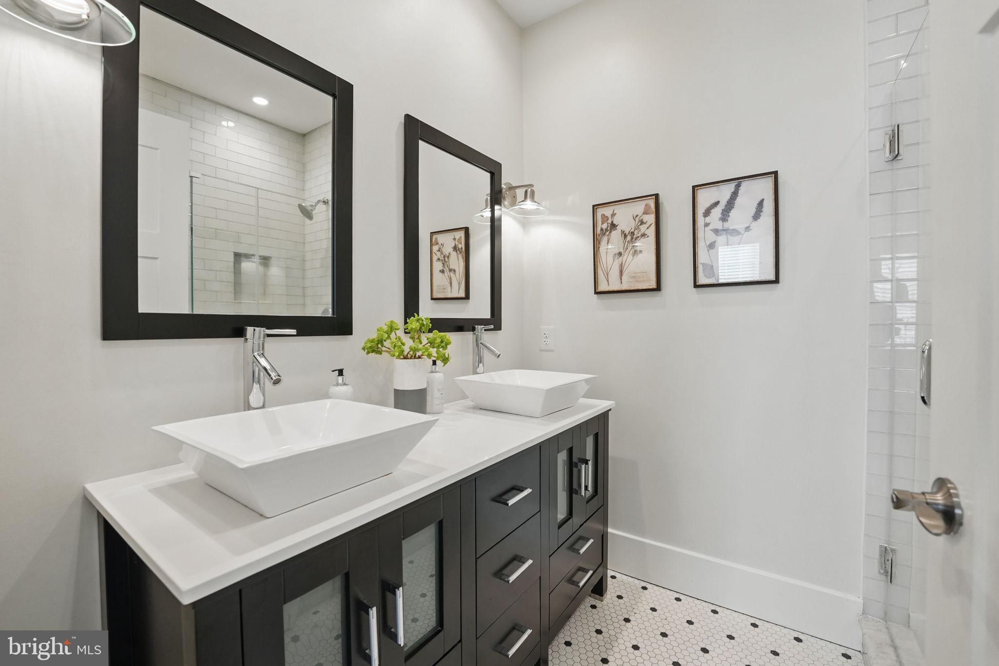 DOMINION HILLS - Residential