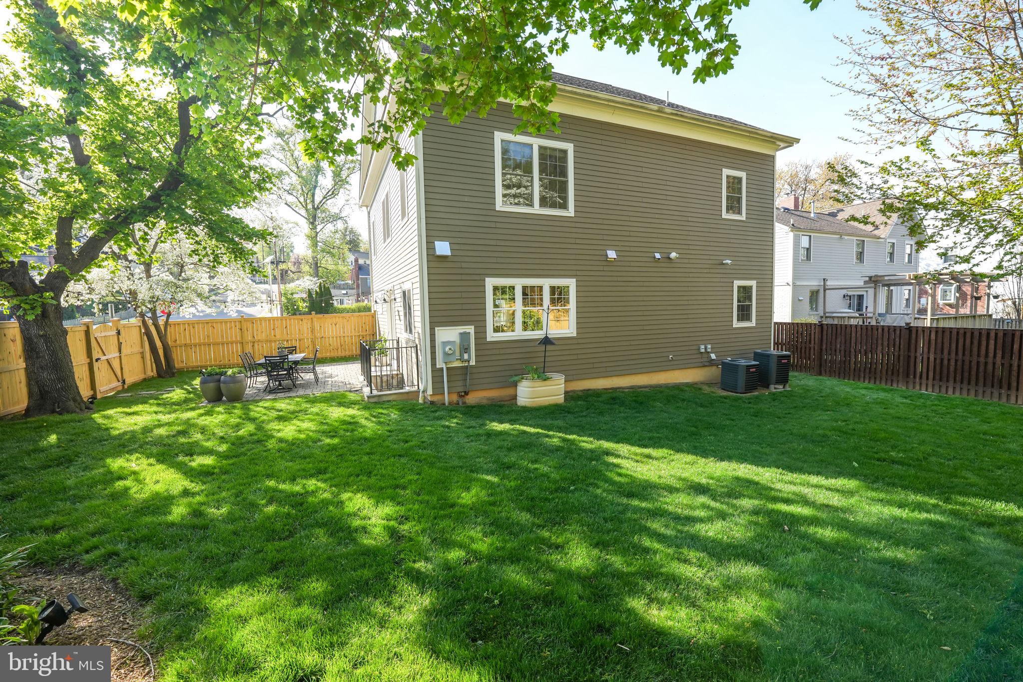 DOMINION HILLS - Residential