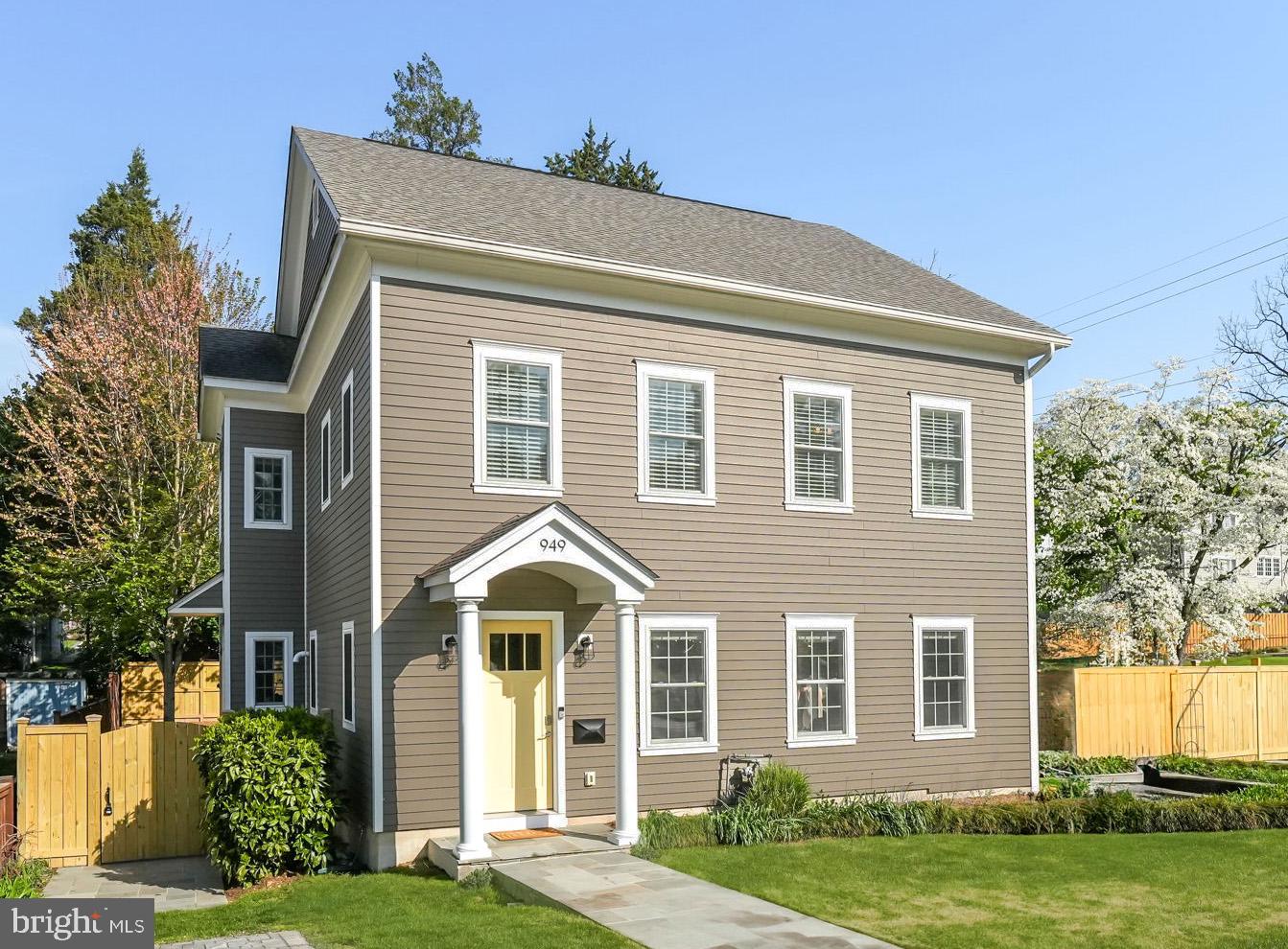 949 PATRICK HENRY DRIVE