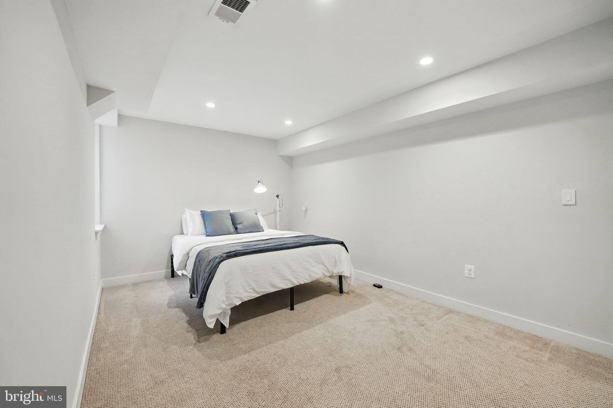 DOMINION HILLS - Residential