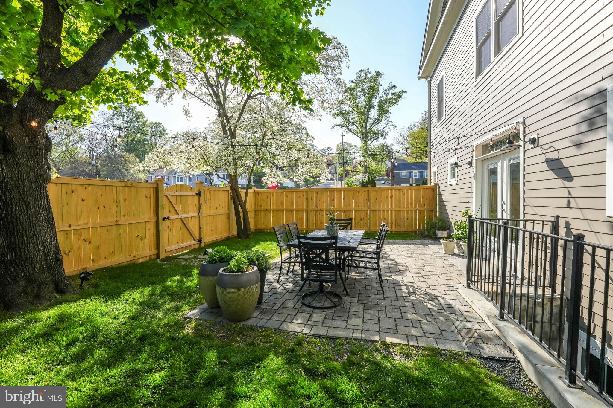 DOMINION HILLS - Residential