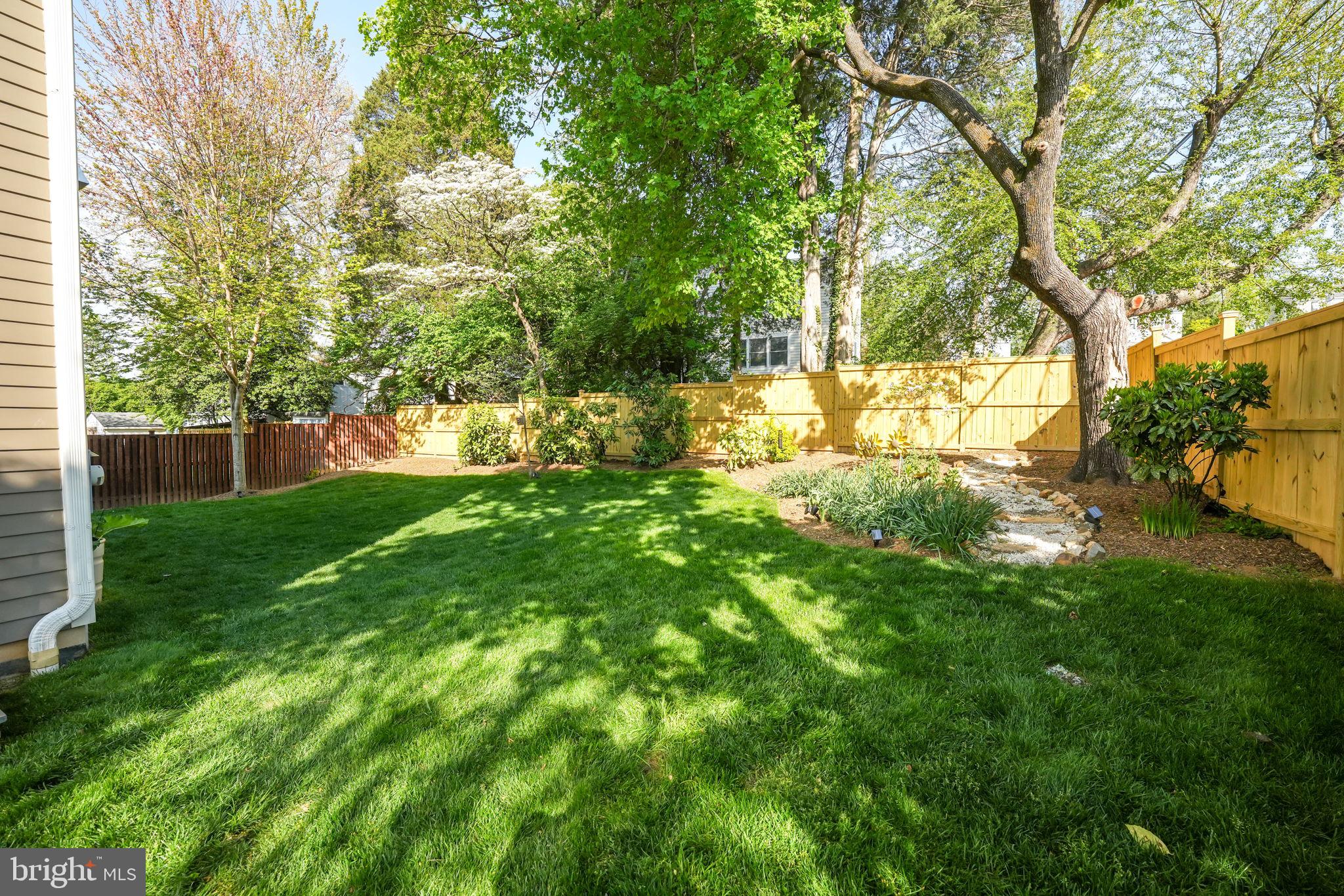 DOMINION HILLS - Residential