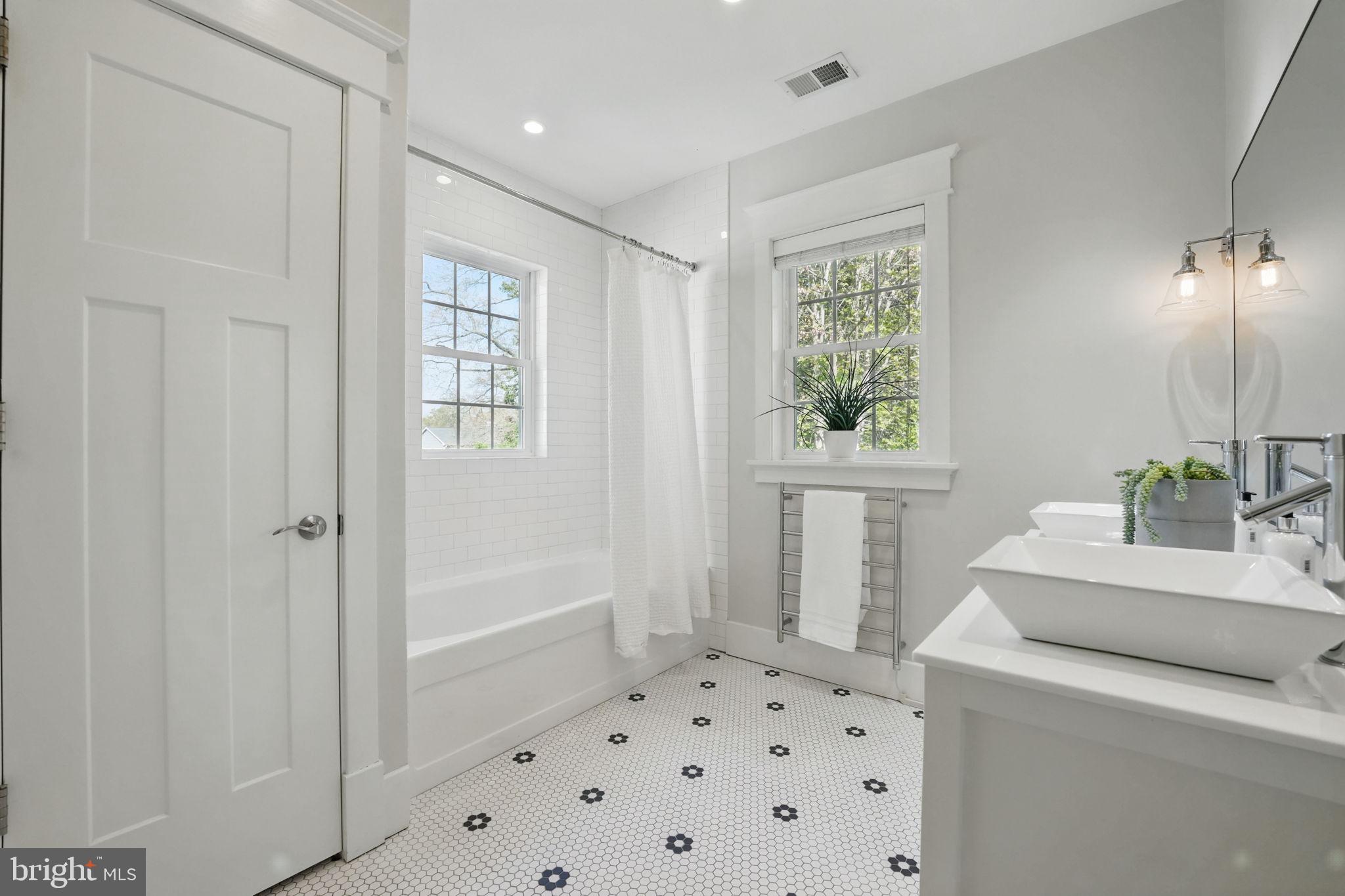 DOMINION HILLS - Residential