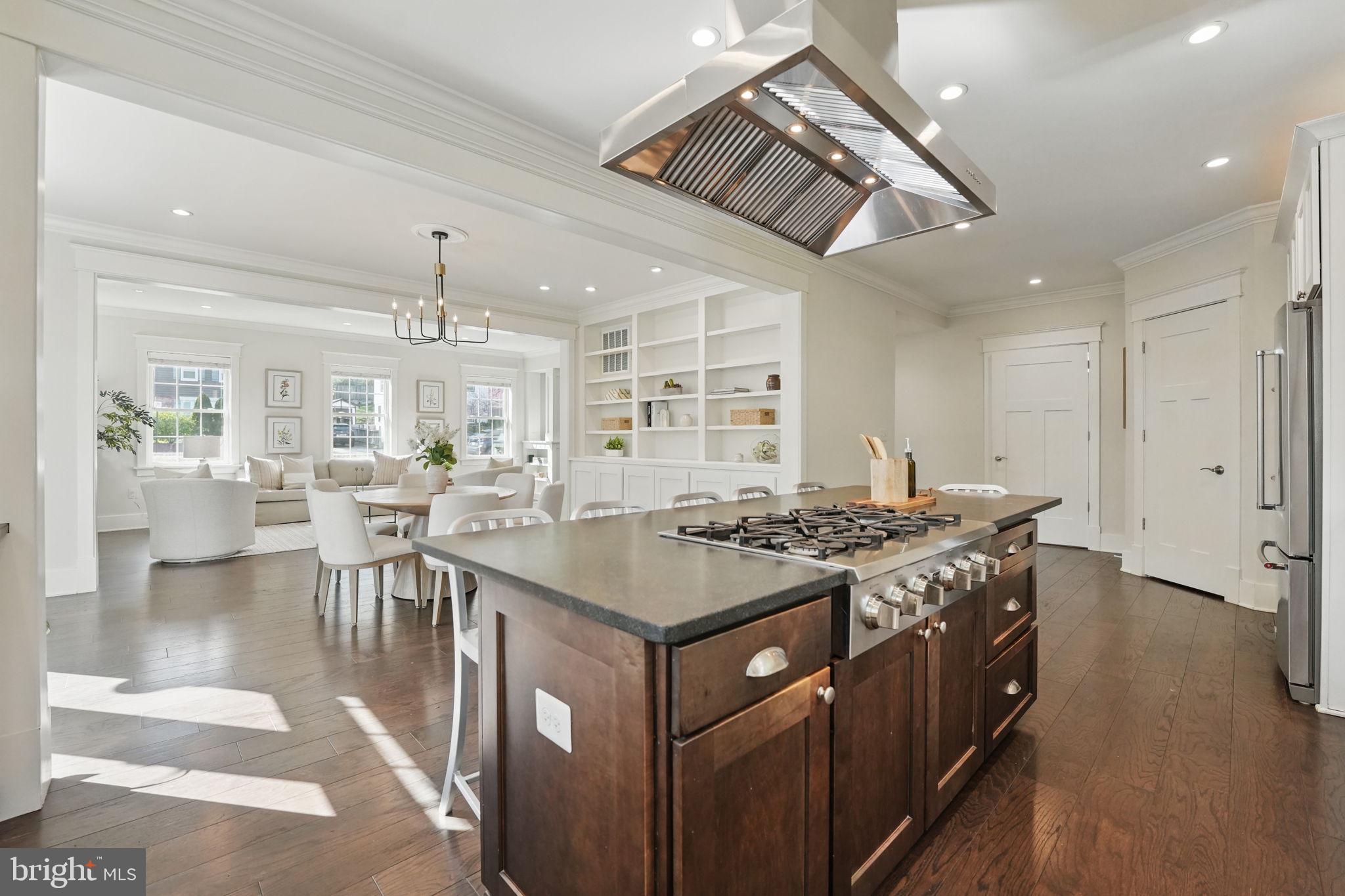 DOMINION HILLS - Residential