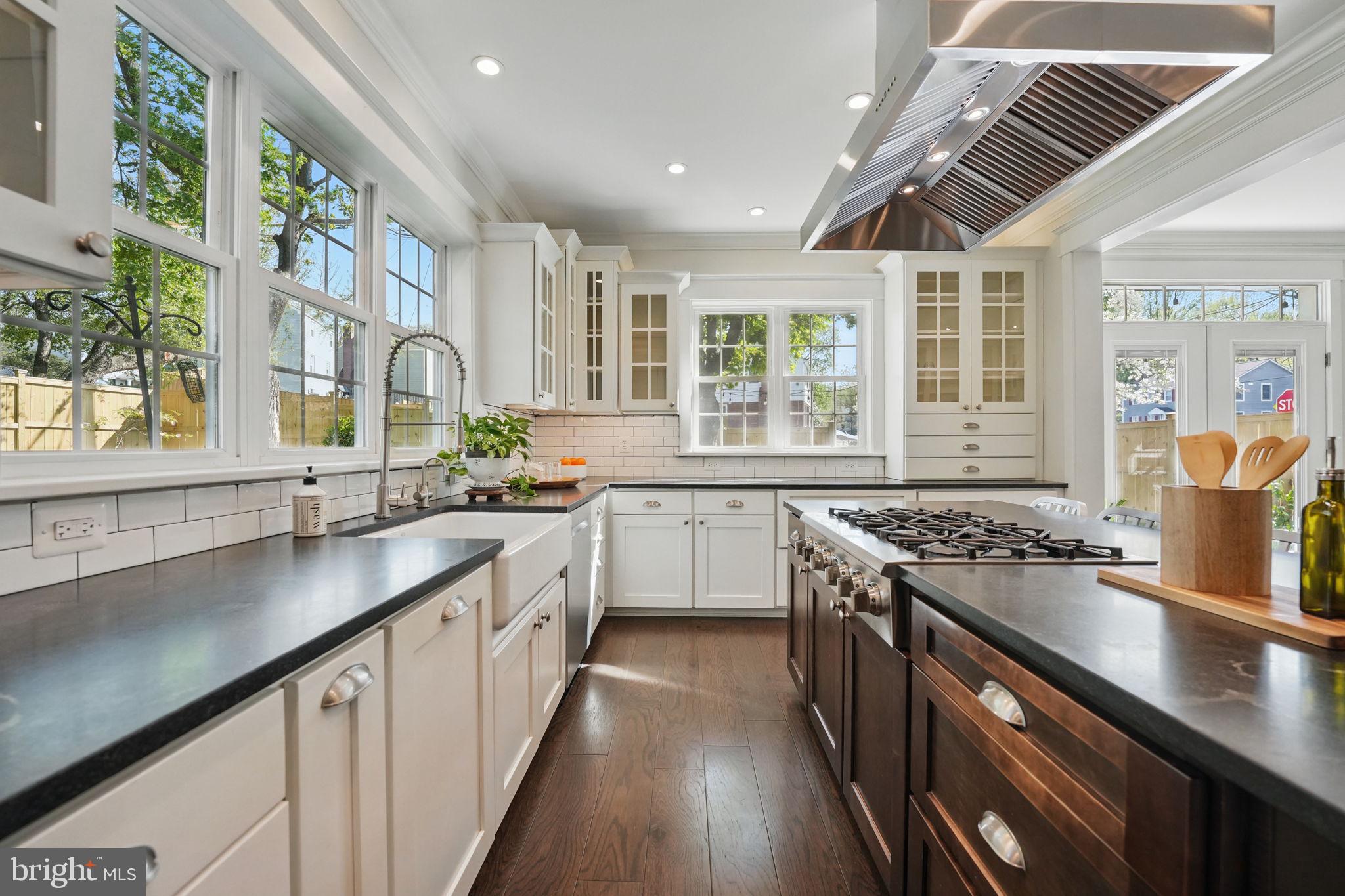 DOMINION HILLS - Residential