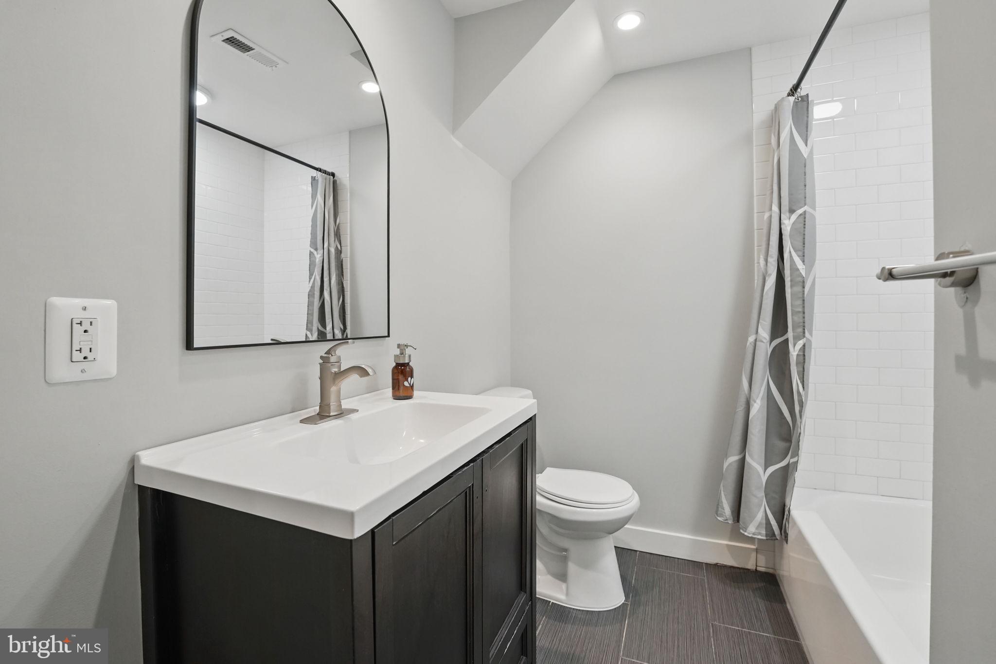 DOMINION HILLS - Residential