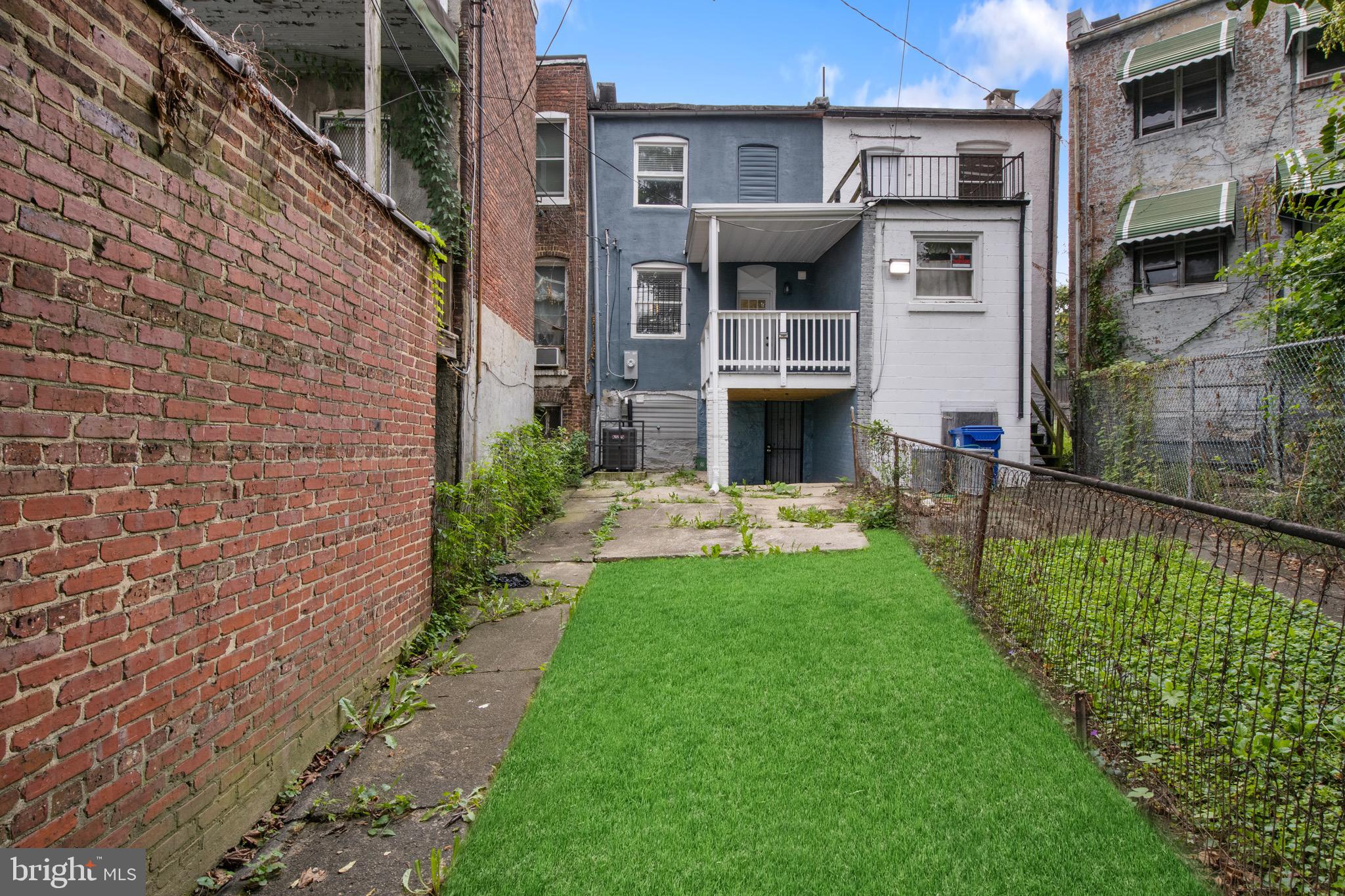 BALTIMORE EAST - SOUTH CLIFTON PARK HIST. DISTRICT - Residential