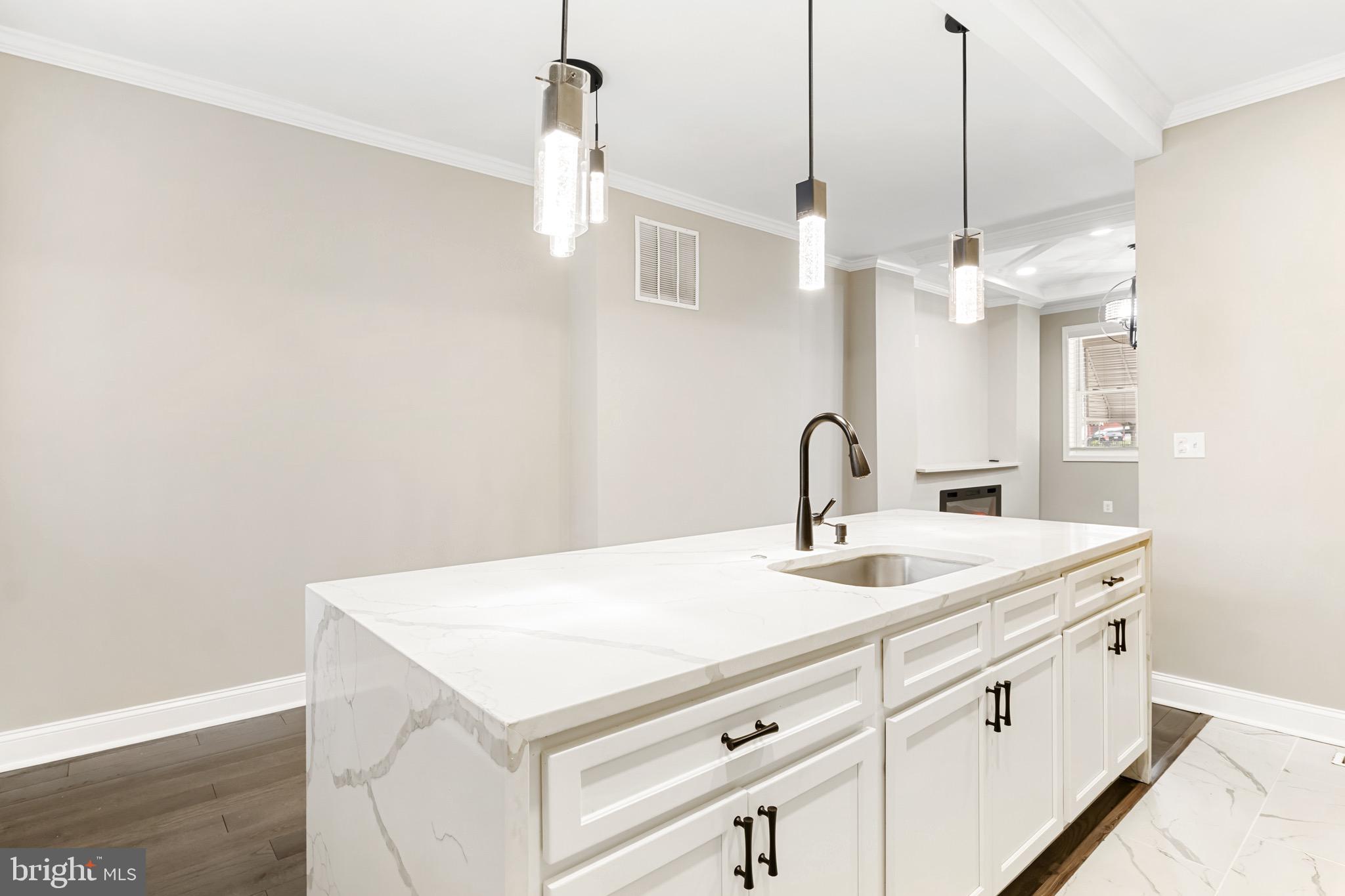 BALTIMORE EAST - SOUTH CLIFTON PARK HIST. DISTRICT - Residential