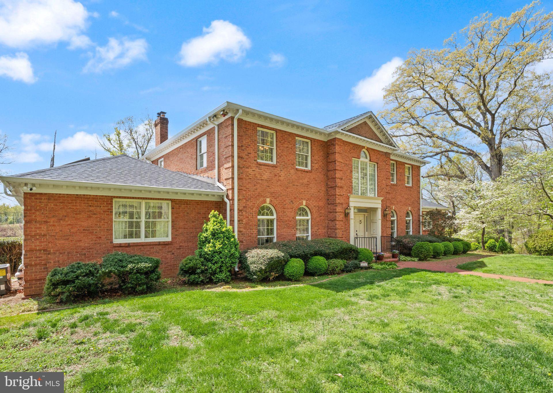 104 BLAISDELL LANE