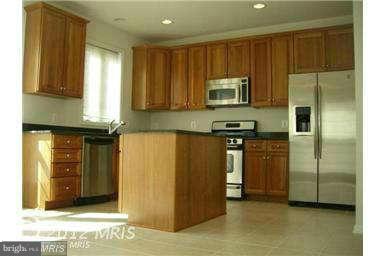 5019 GREENHOUSE TERRACE