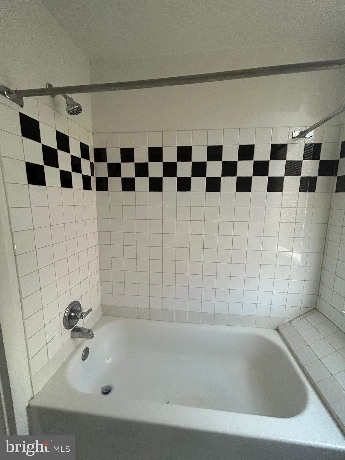 NICETOWN-TIOGA - Residential Lease