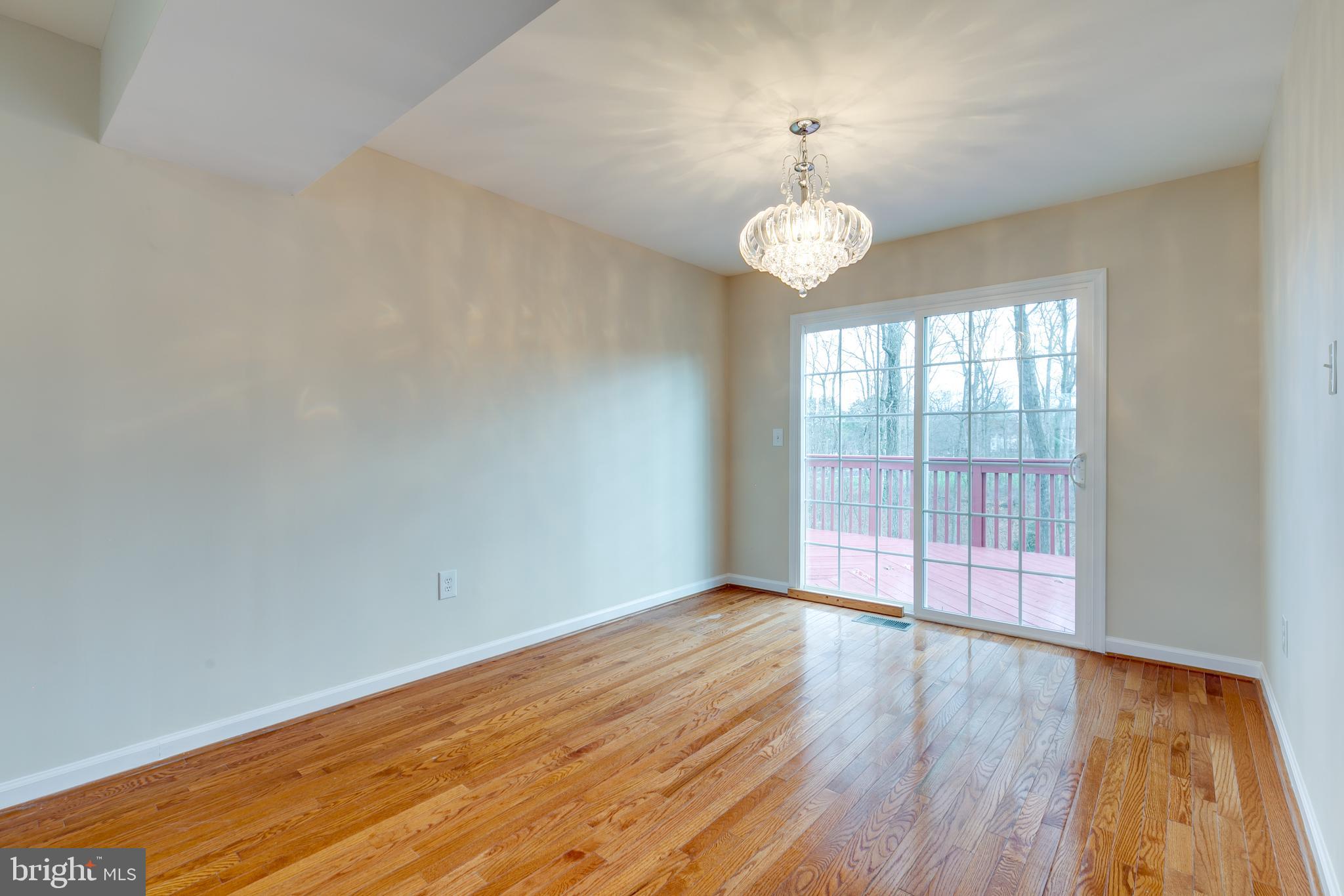 LAKE RIDGE - Residential