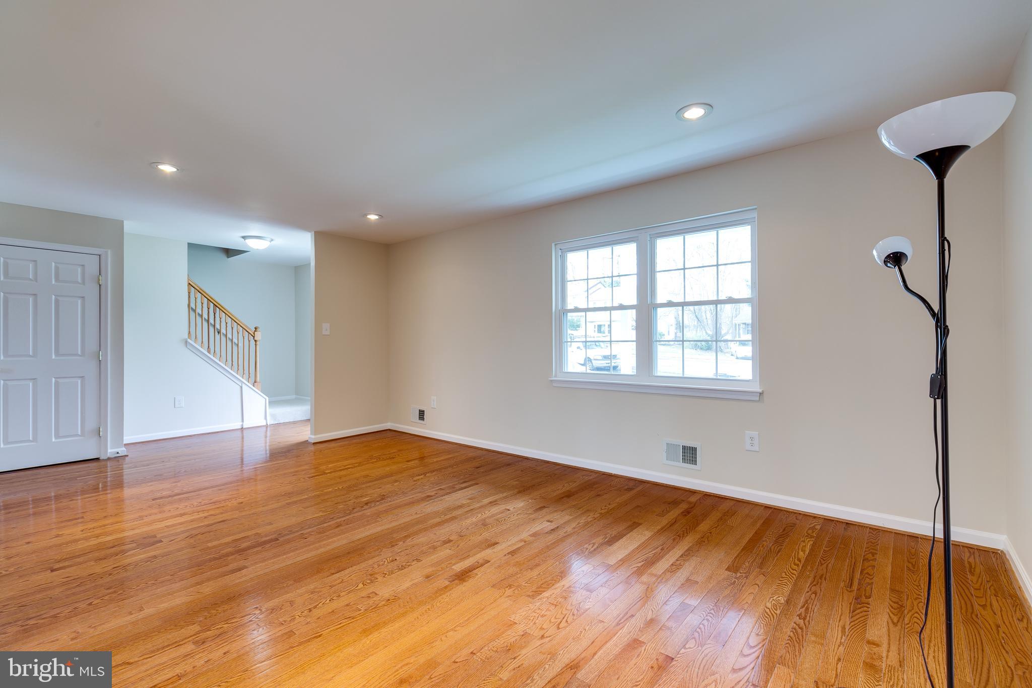 LAKE RIDGE - Residential