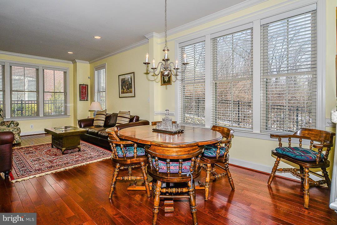 SHIRLINGTON CREST - Residential