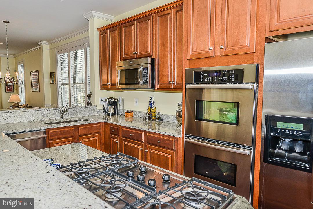 SHIRLINGTON CREST - Residential