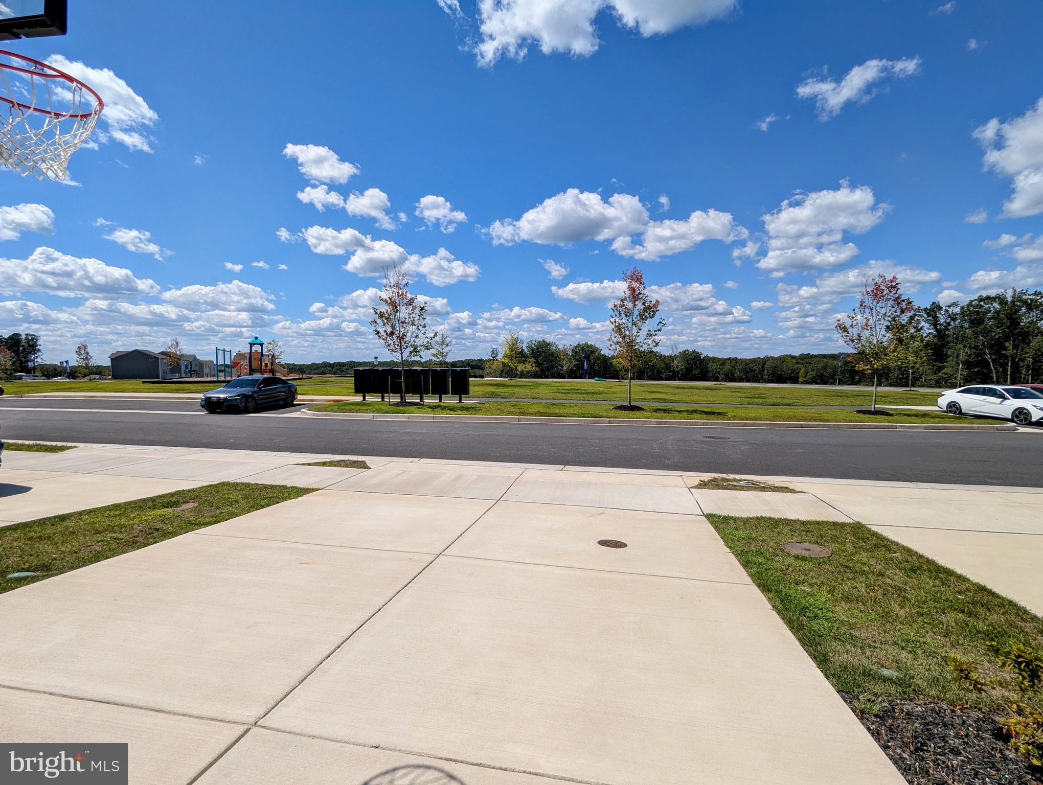 743 PICKEREL PLACE