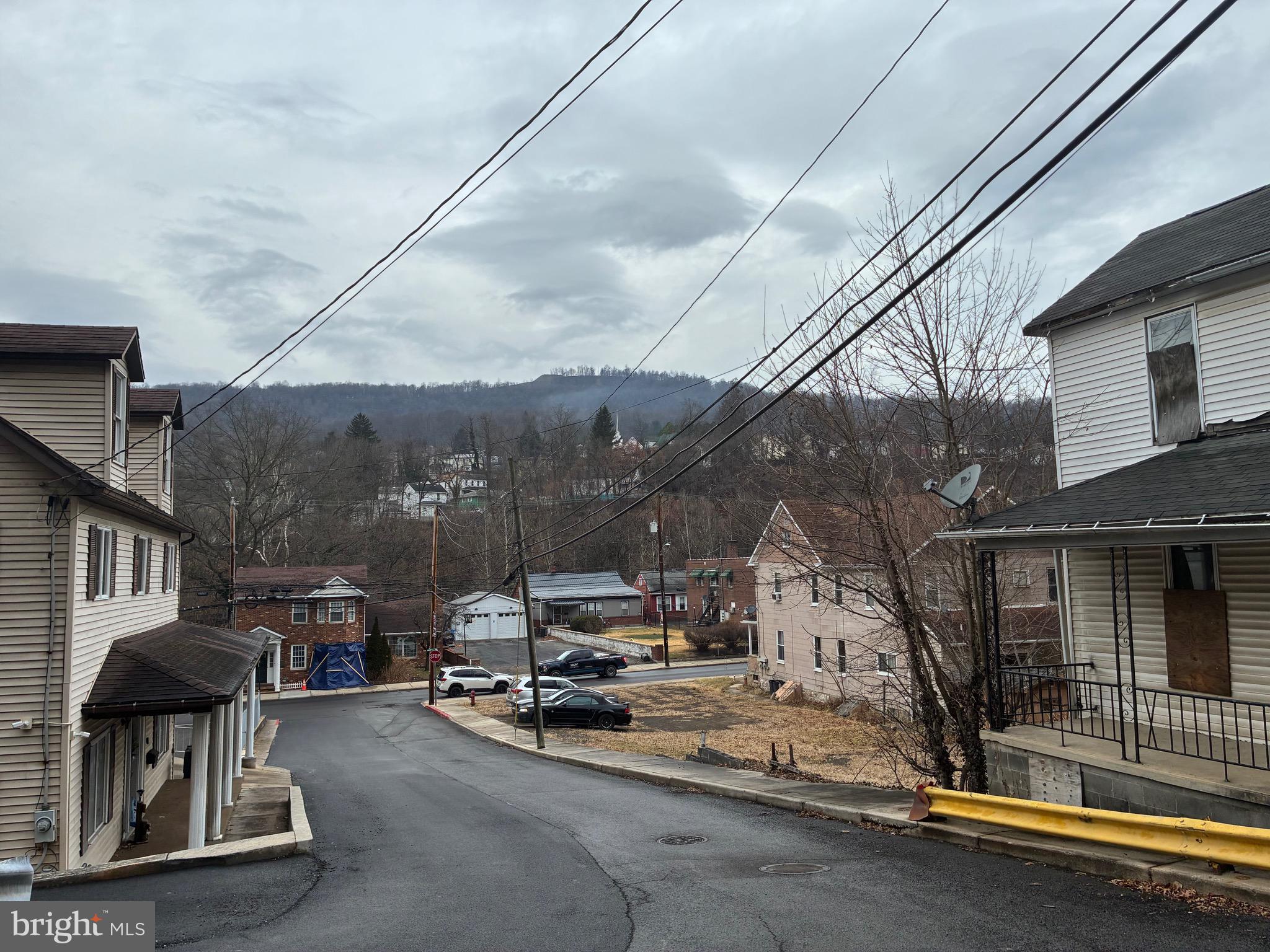 GLEN OAKS - Residential