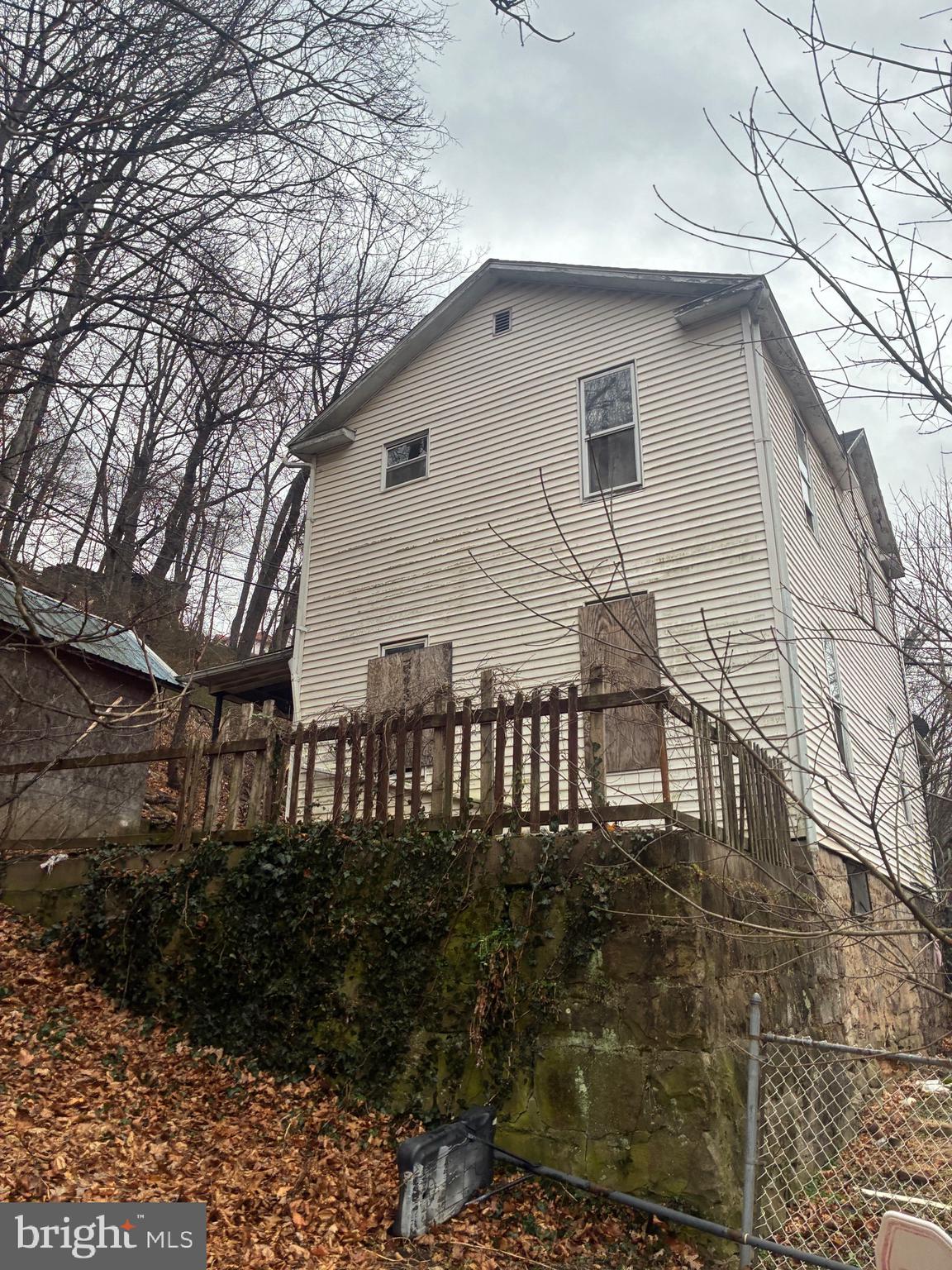 GLEN OAKS - Residential