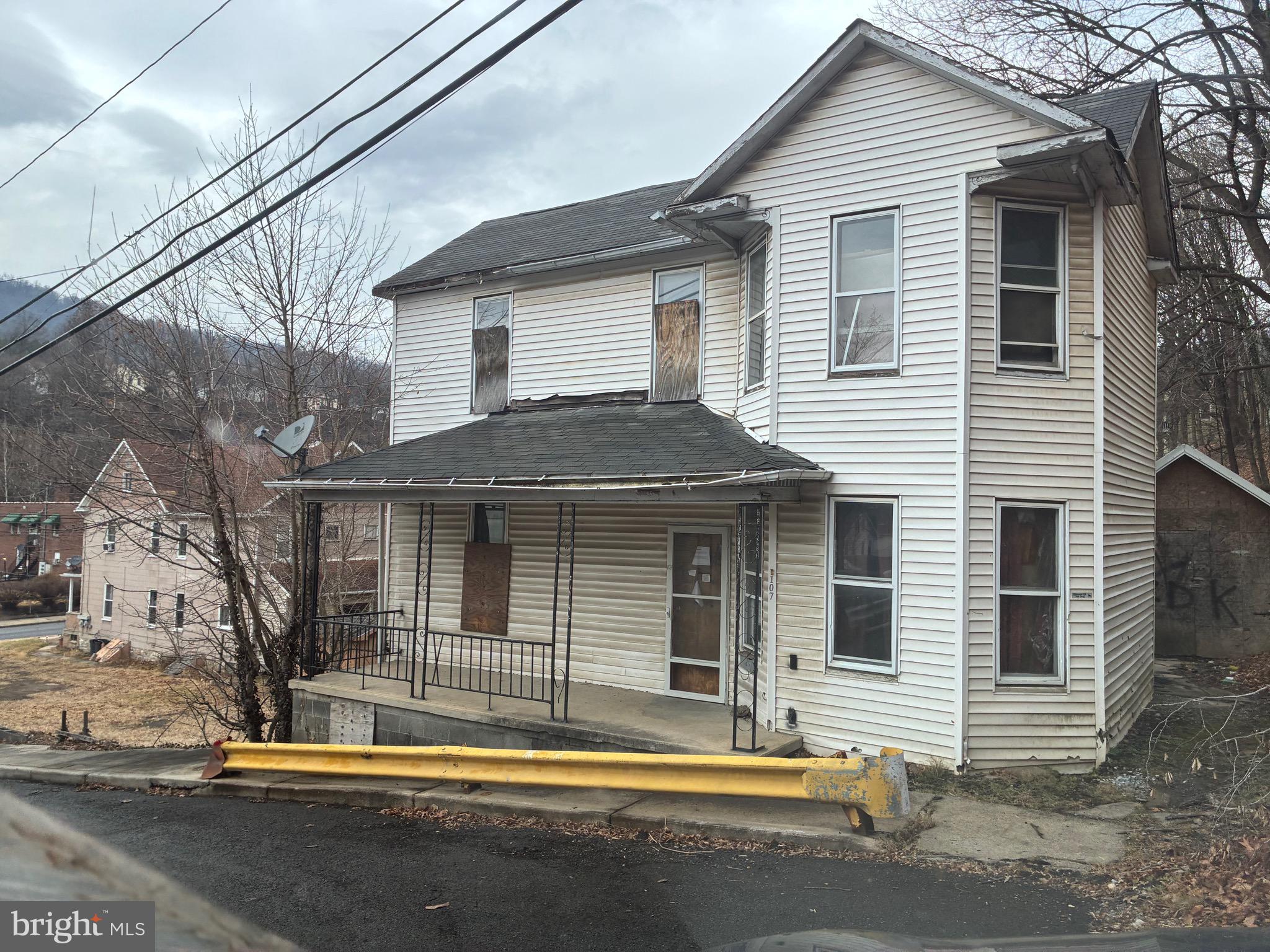 GLEN OAKS - Residential
