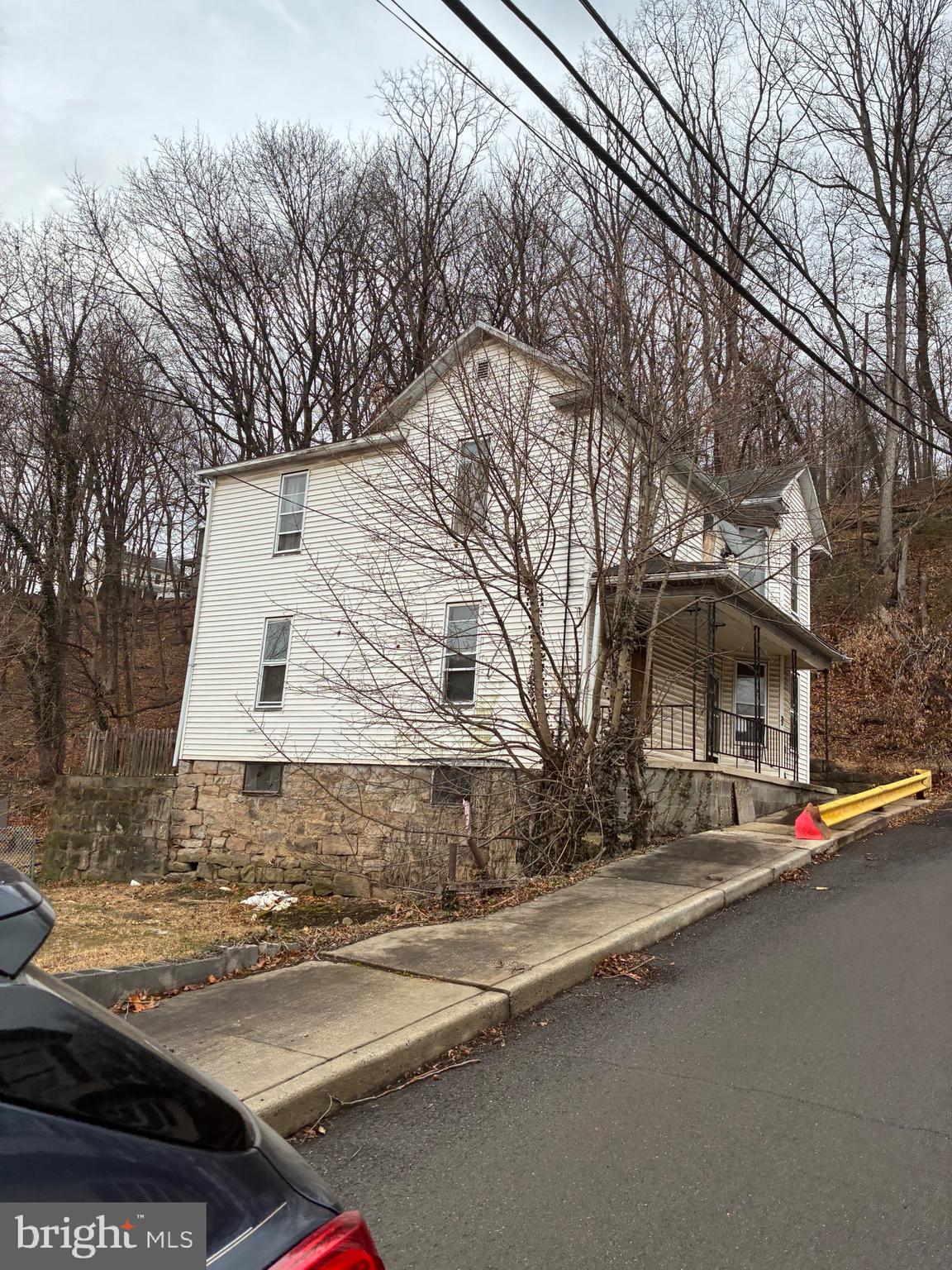 GLEN OAKS - Residential