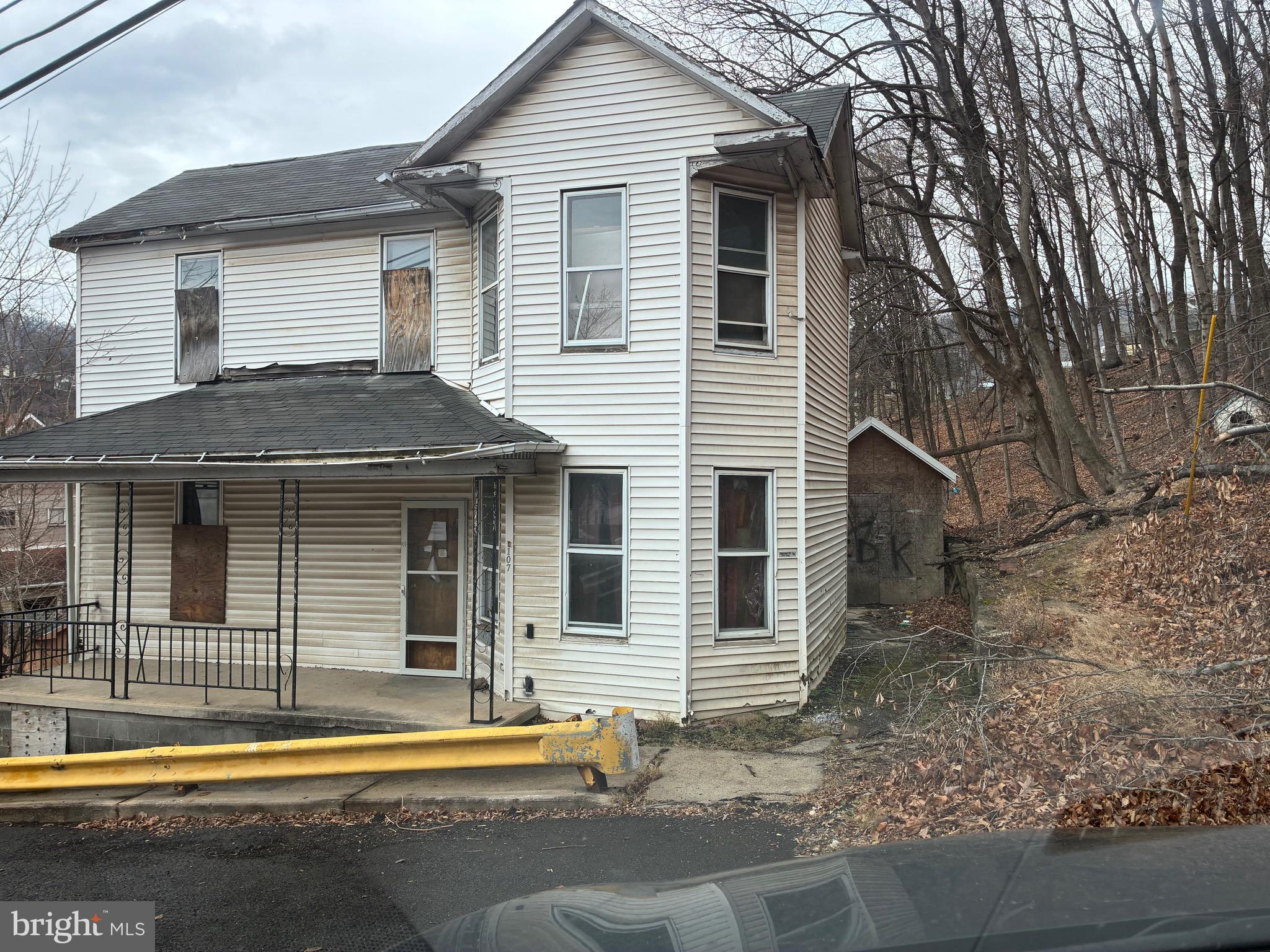 GLEN OAKS - Residential