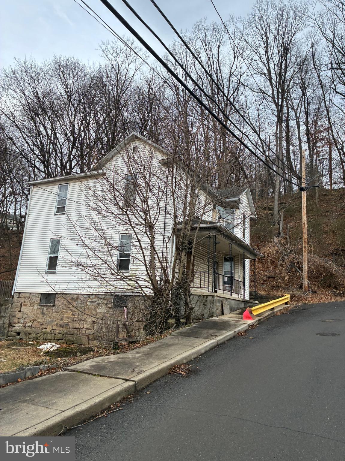GLEN OAKS - Residential
