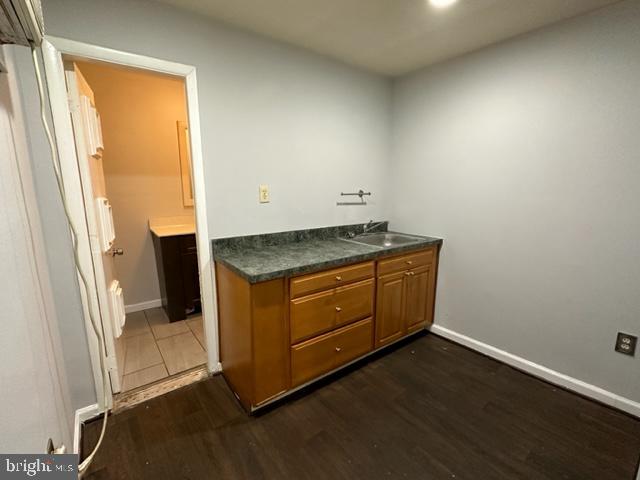 ROSEDALE - Commercial Lease